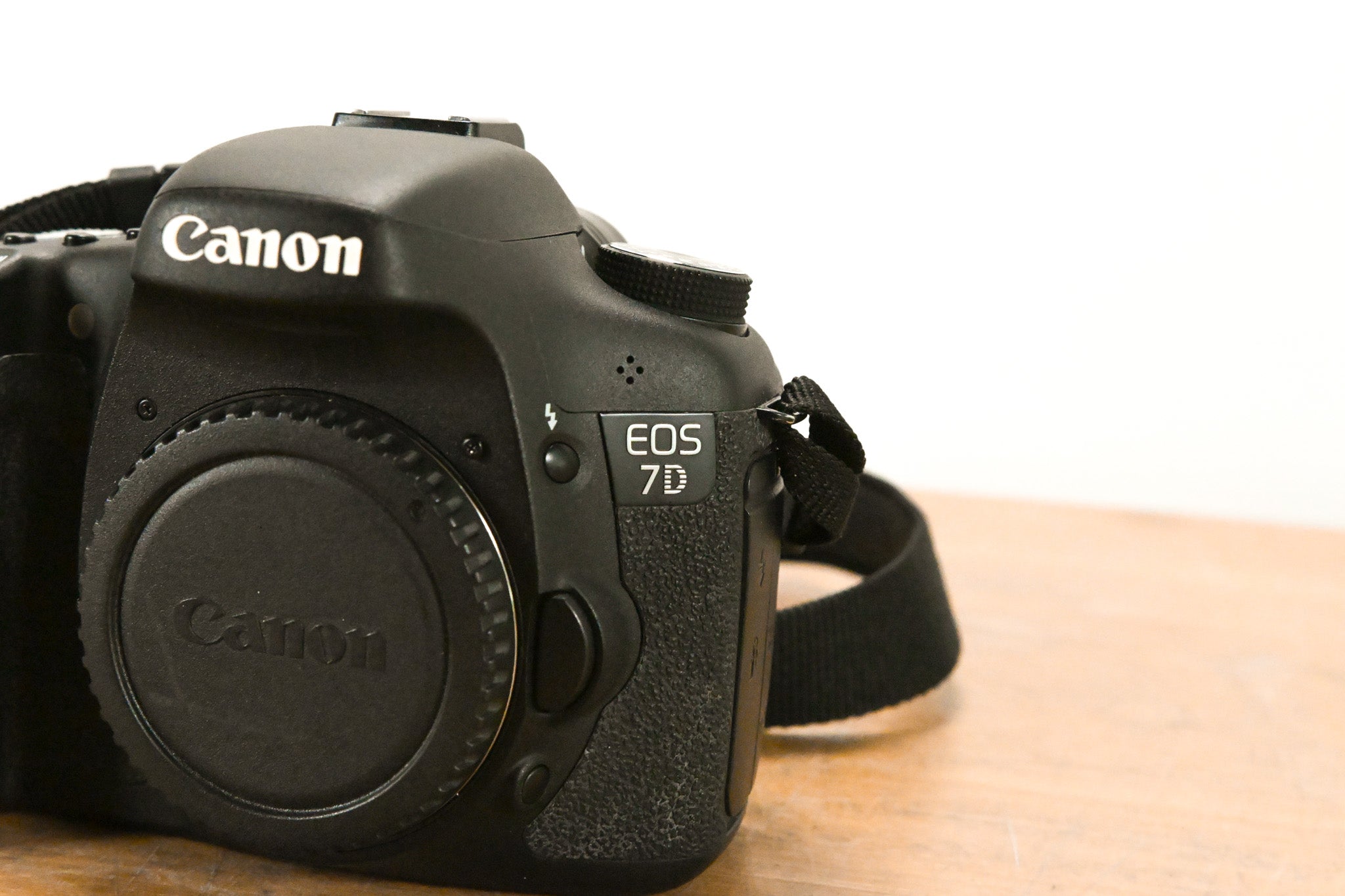 Canon EOS 7D DSLR Camera Body