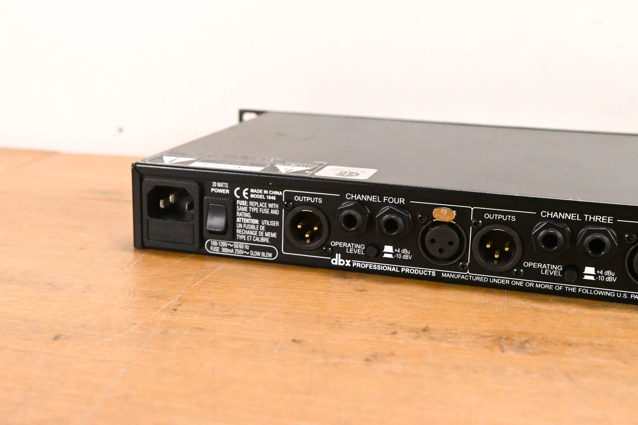 dbx 1046 Quad Compressor/Limiter