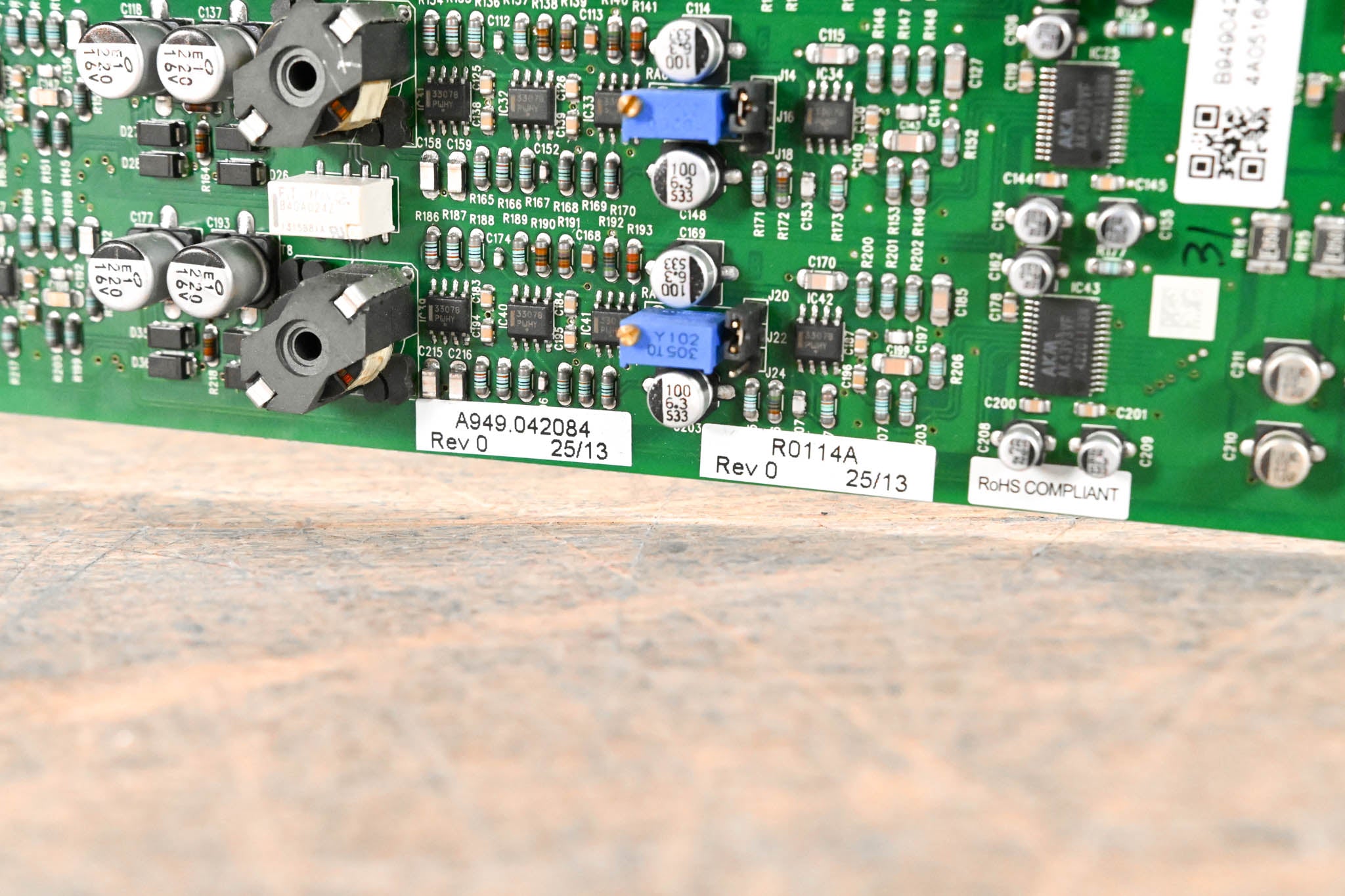 Studer 8-Channel Analog Line Out Card for D21m & D23m Modular I/O System