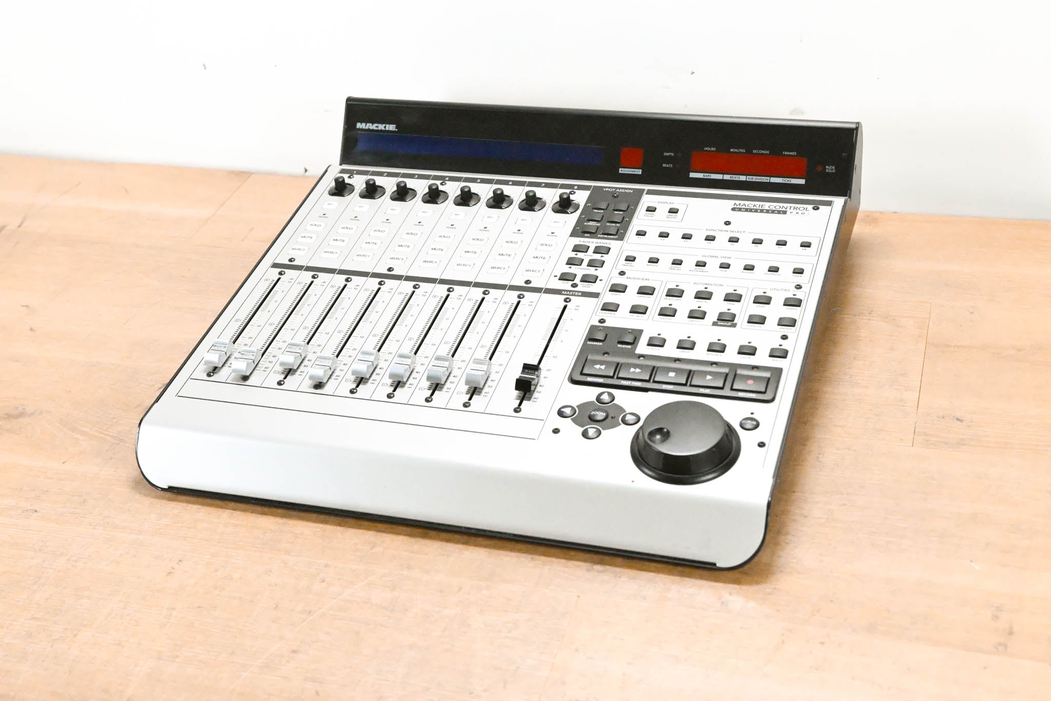 Mackie Control Universal Pro Control Surface (NO POWER SUPPLY)