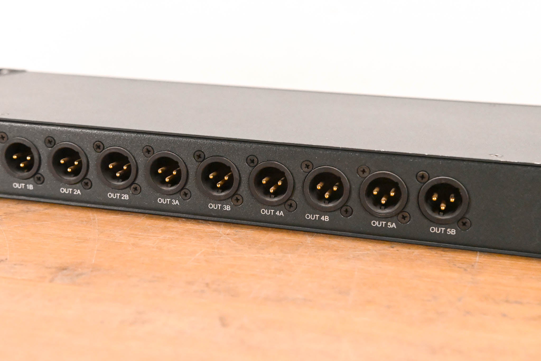 Kramer VM-1110XL 1:10 Balanced Mono Audio Distribution Amplifier
