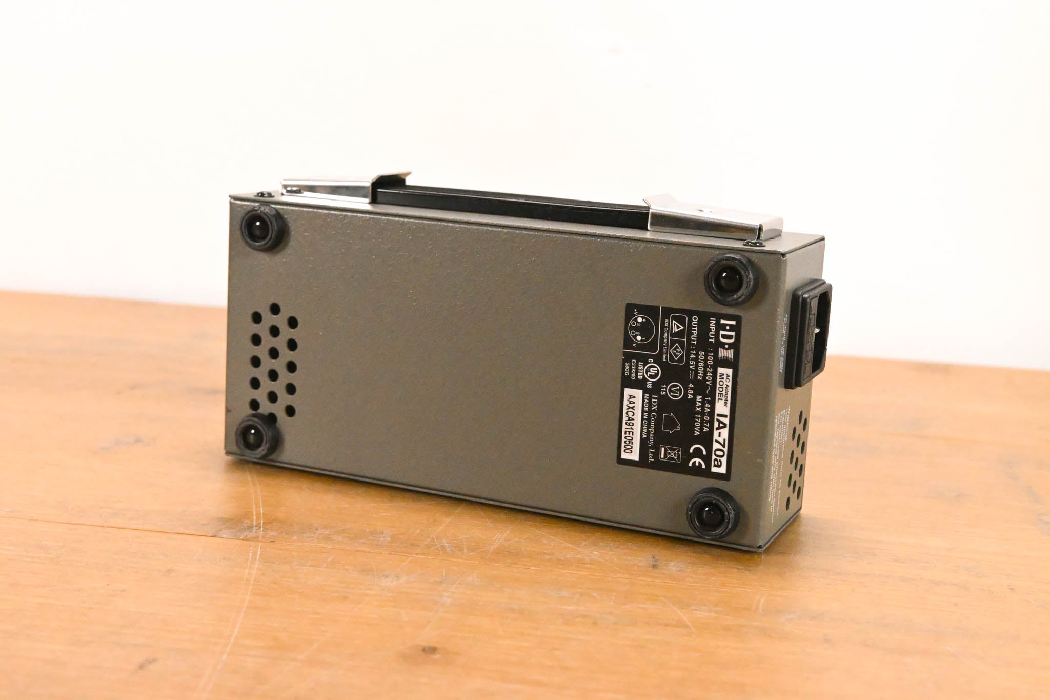 IDX System Technology IA-70a Single-Channel DC Power Supply