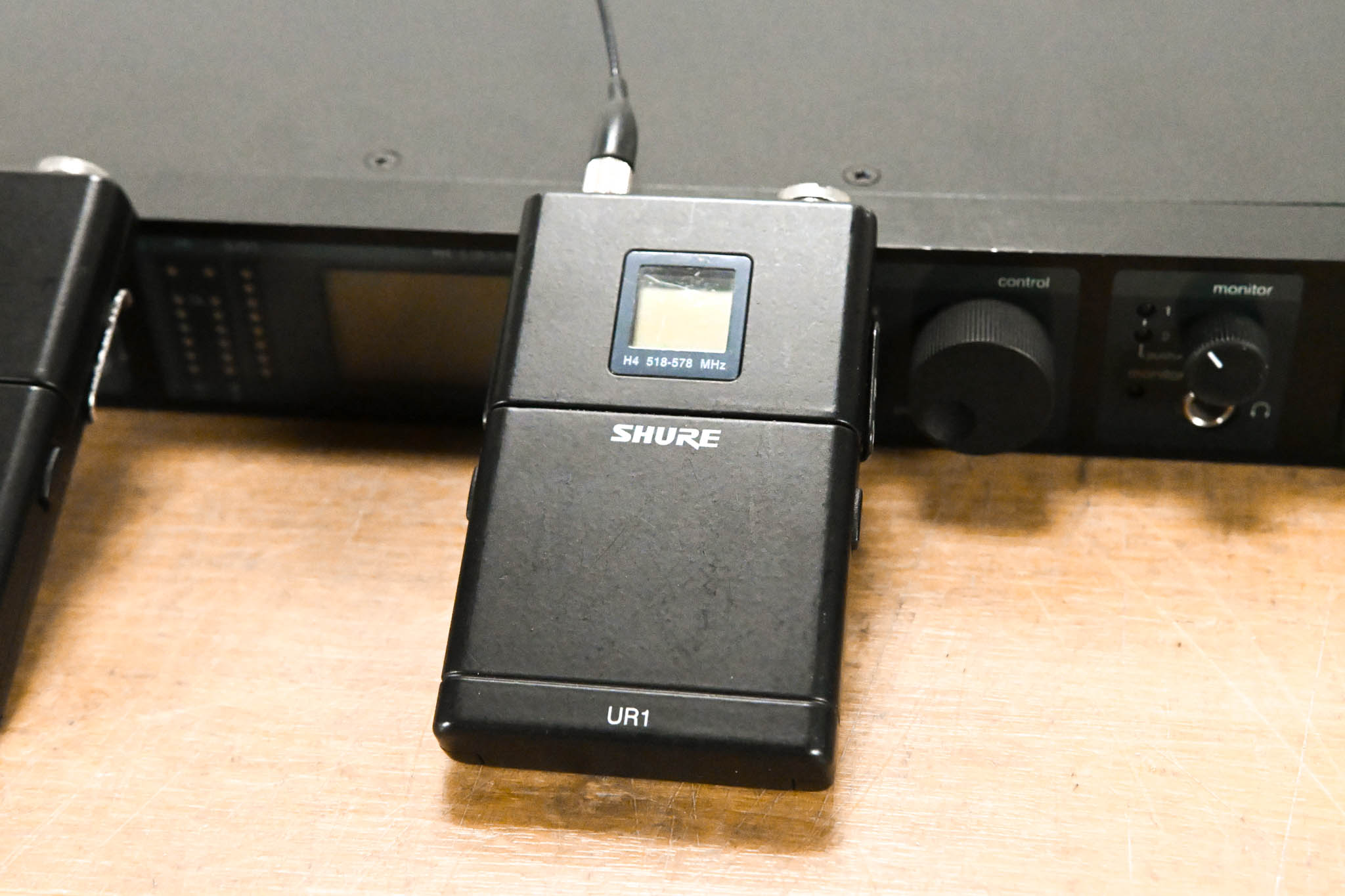 Shure UR4D Wireless Receiver w/ two UR1 Bodypack Transmitters - H4 Band