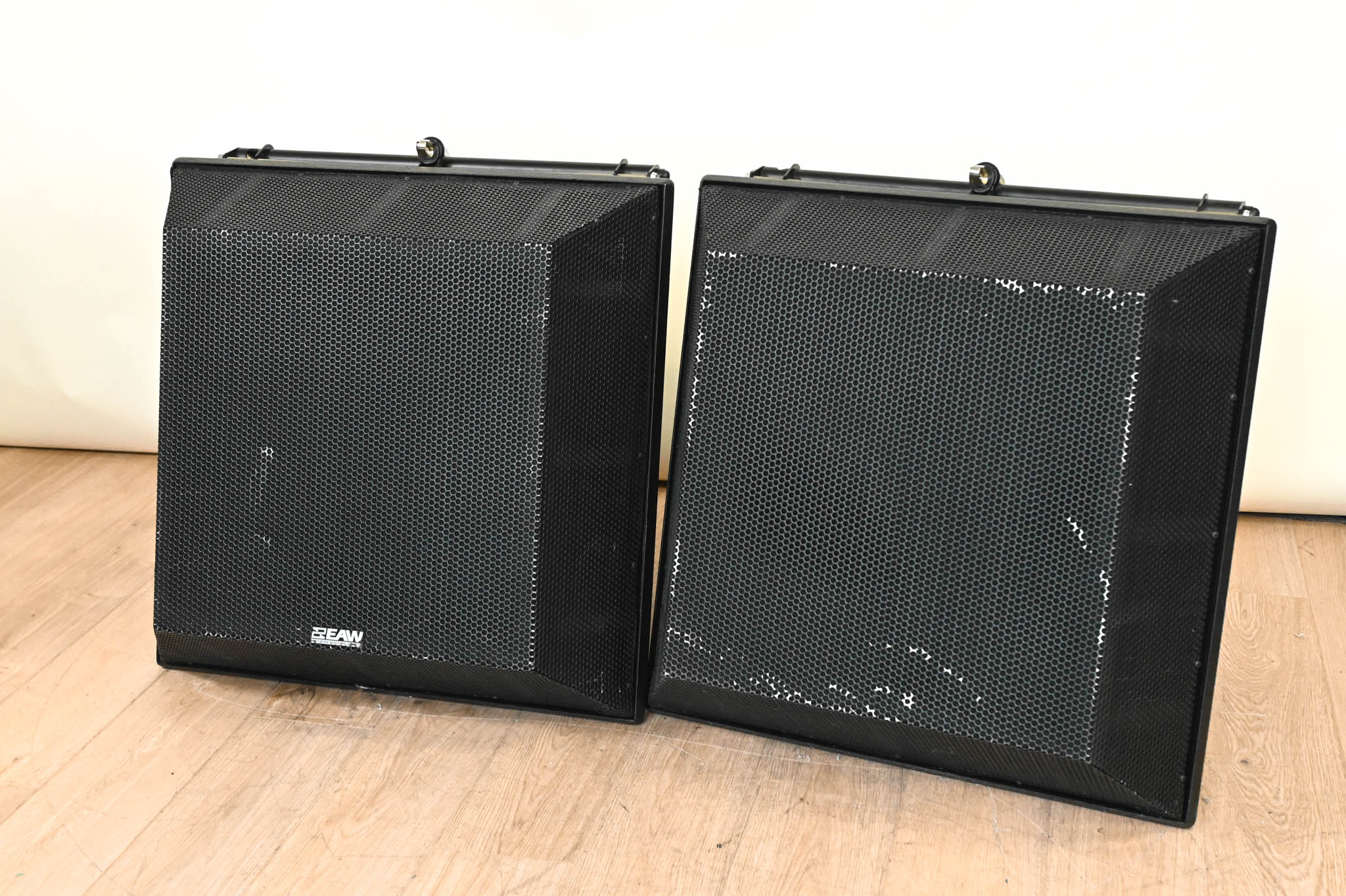 EAW QX564i 3-Way Trapezoidal Loudspeaker 60° × 45° (PAIR)