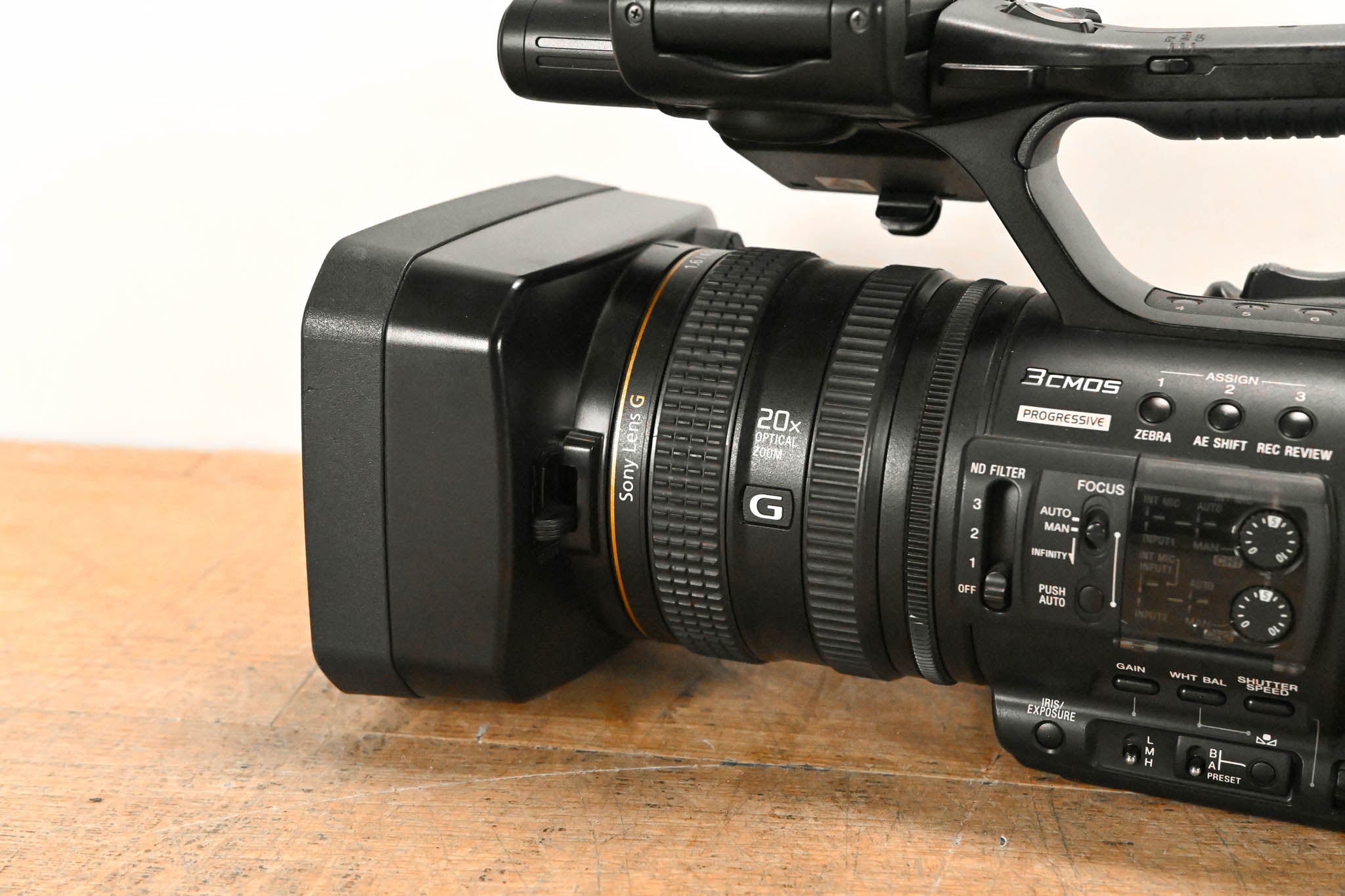 Sony HVR-Z5U Professional 1/3" 3-CMOS HDV Camcorder