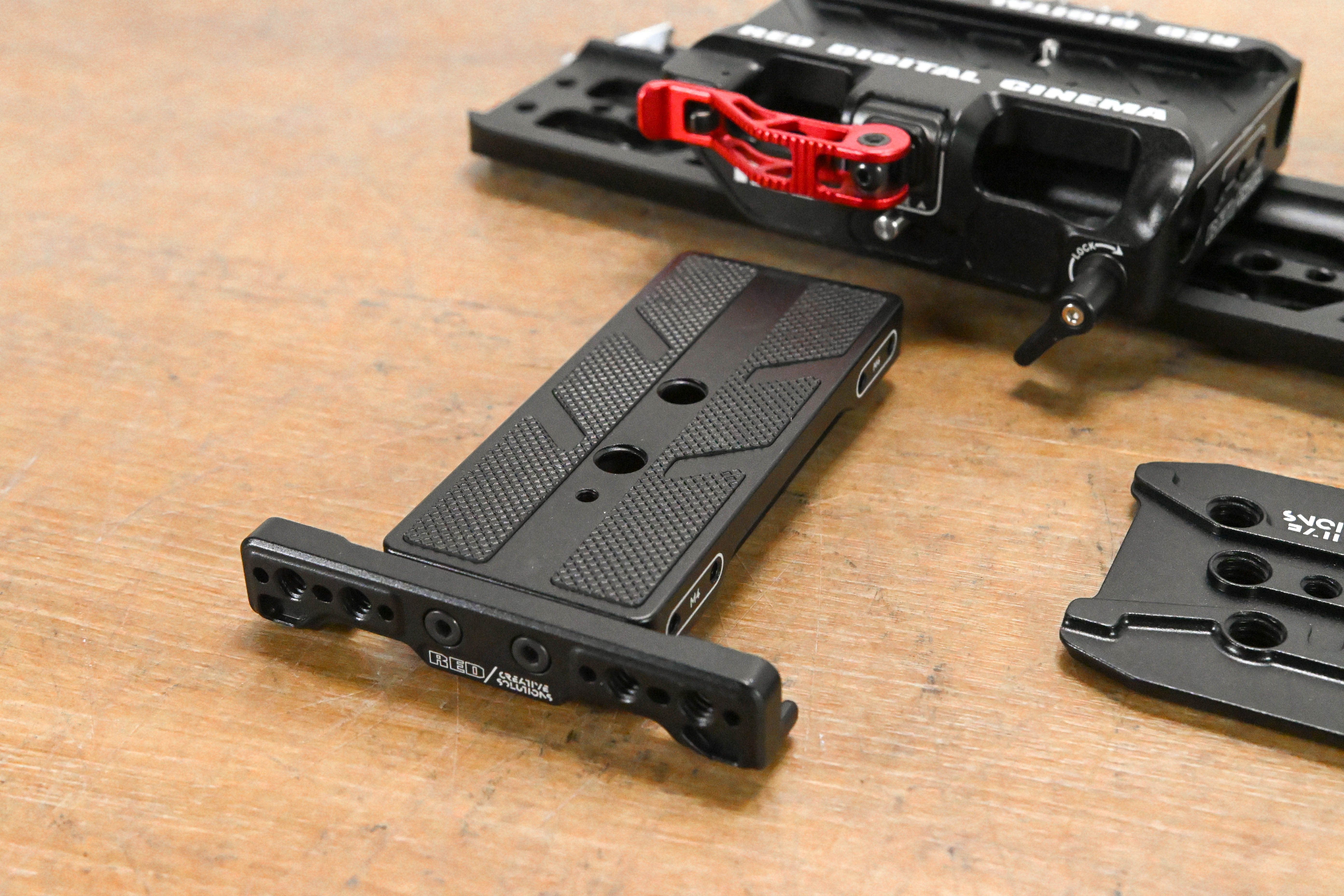 RED Digital Cinema V-RAPTOR QR Platform w/ Arca & Dovetail Plate