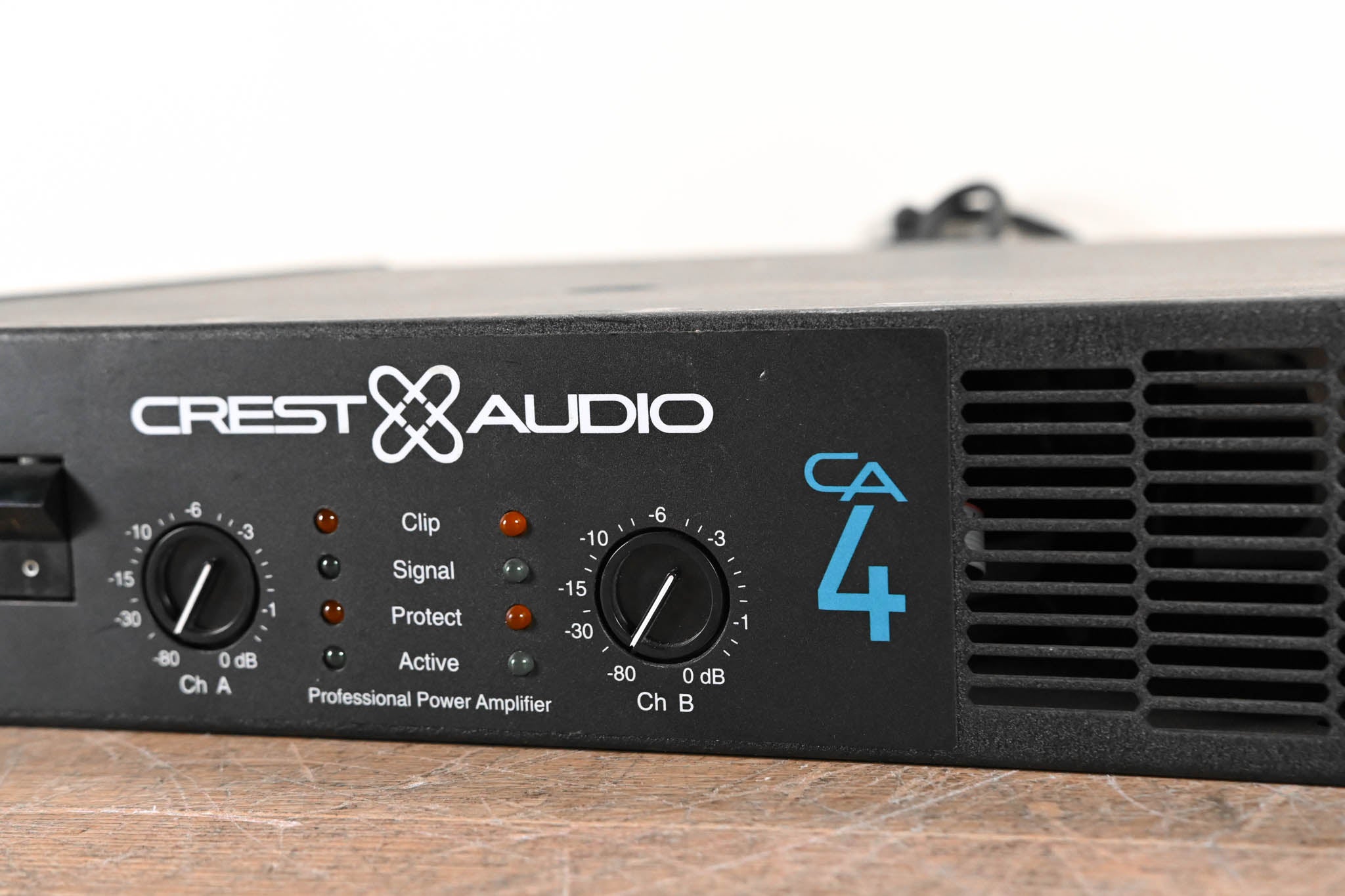 Crest Audio CA4 Two-Channel Power Amplifier