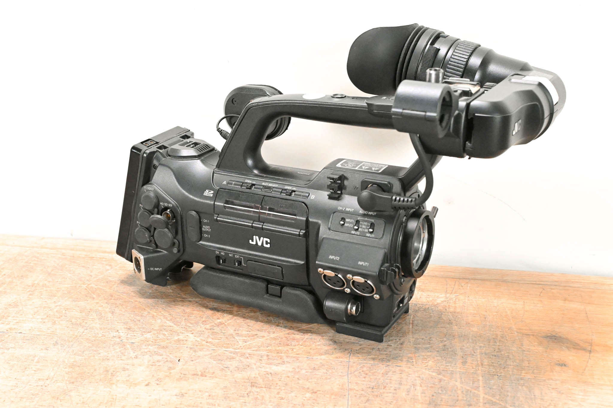 JVC GY-HM700U ProHD Compact Shoulder Solid-State Camcorder