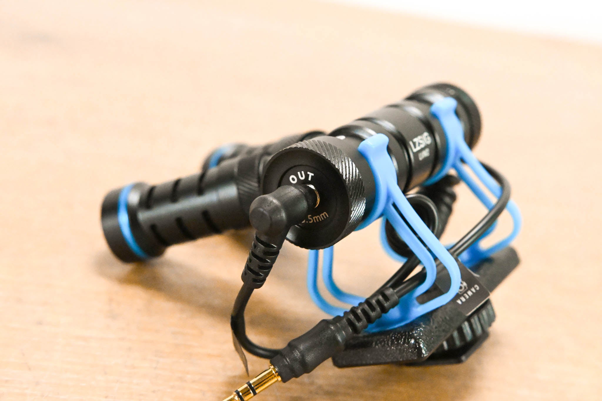 LZSIG LVM2 Universal Camera/Video Microphone