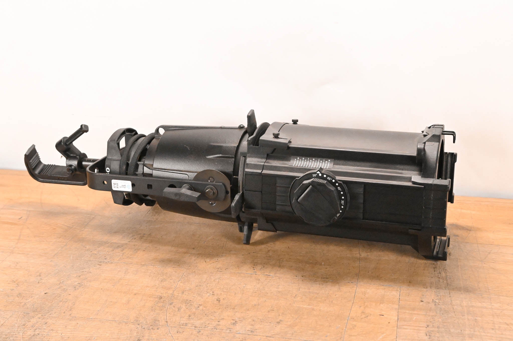 ETC Source Four Zoom 25-50 Degree 750 Ellipsoidal Light