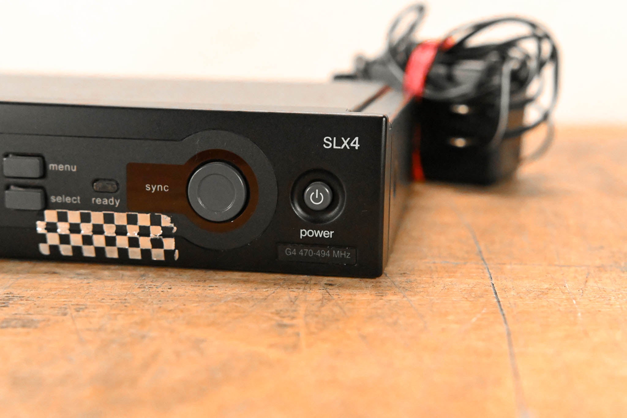 Shure SLX4 Wireless Receiver - G4 Band: 470-494 MHz