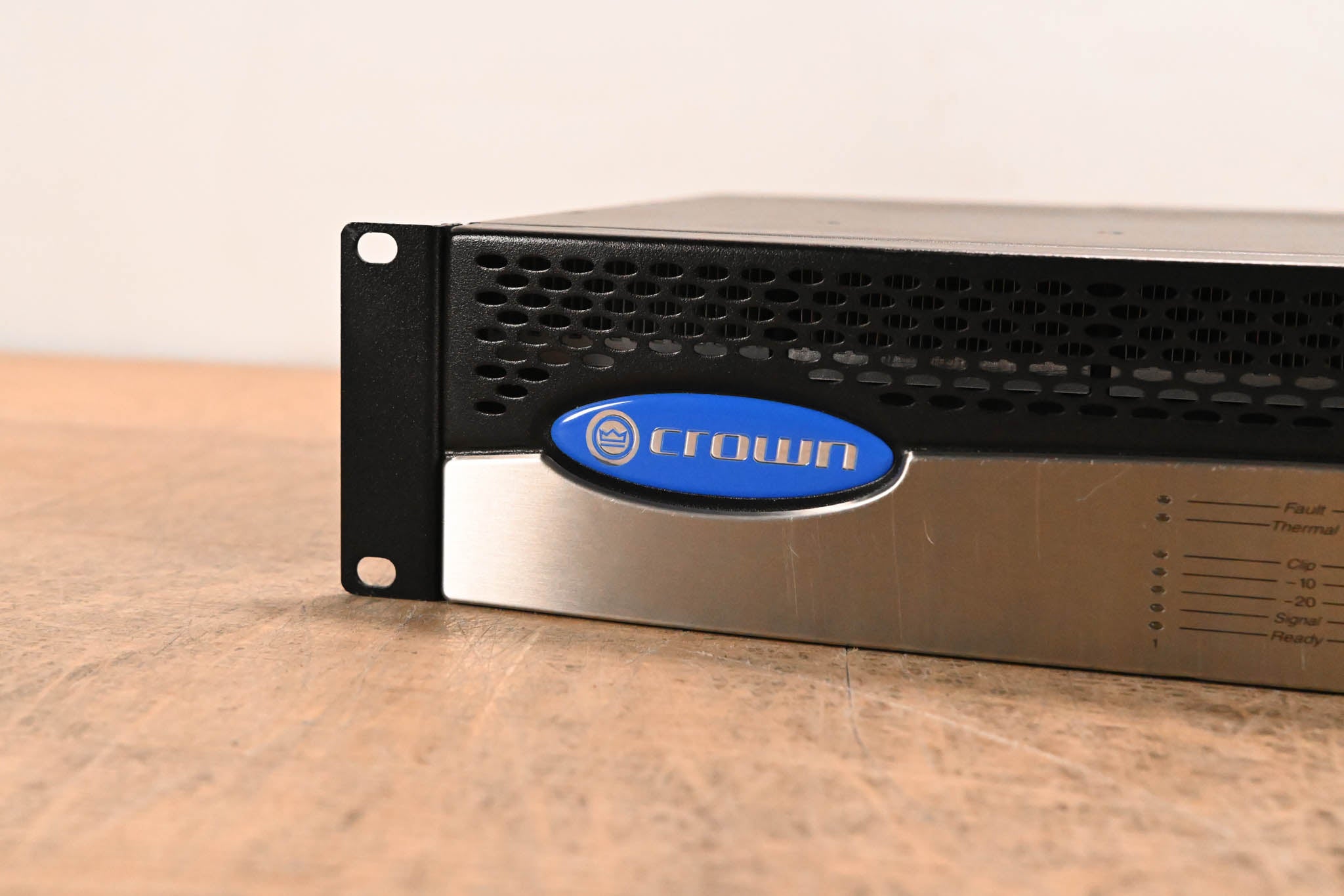 Crown CTs 2000 2-Channel 1000W Power Amplifier