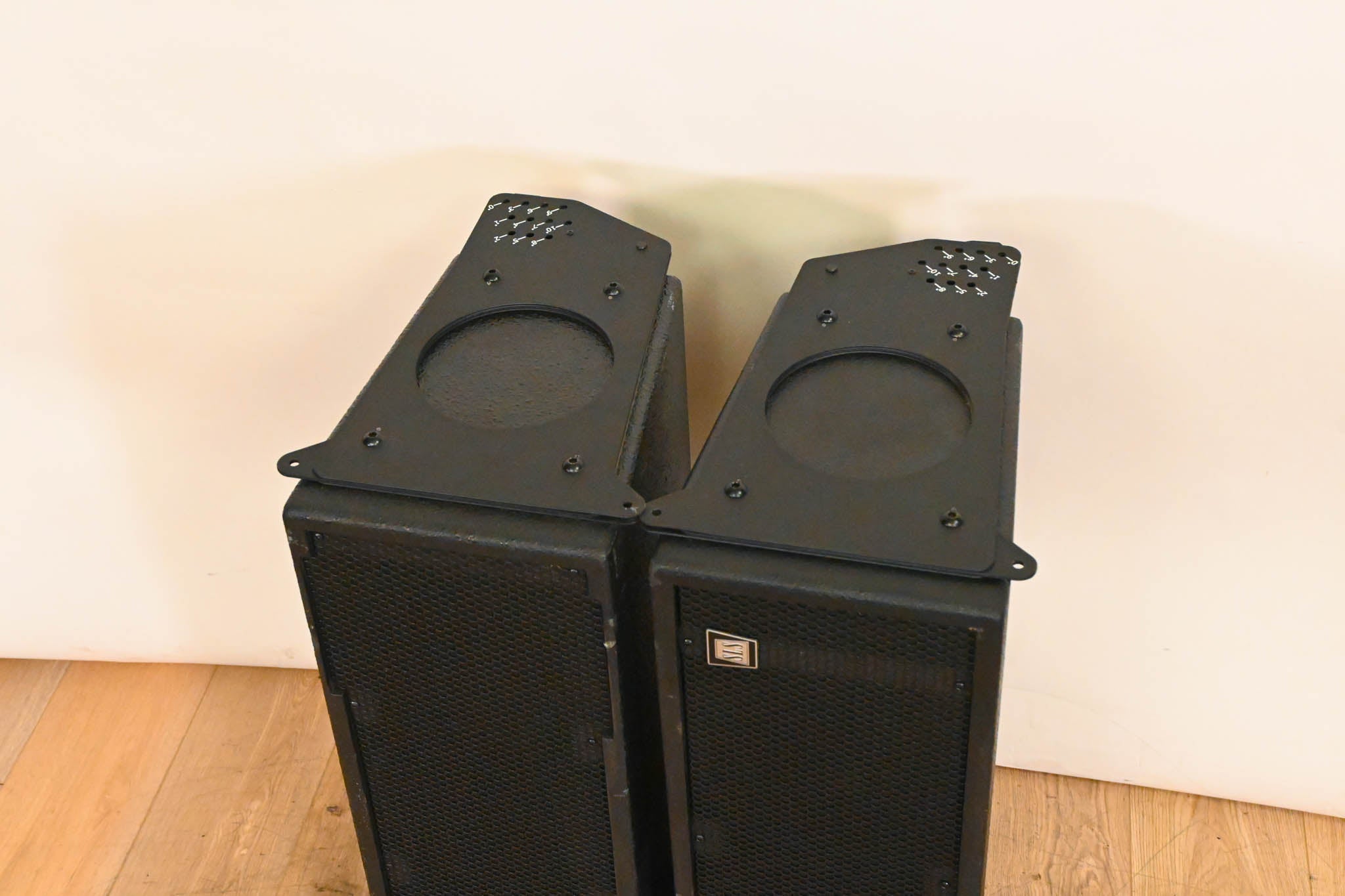 SLS LS8800 Full-Range Line Array Module (PAIR)