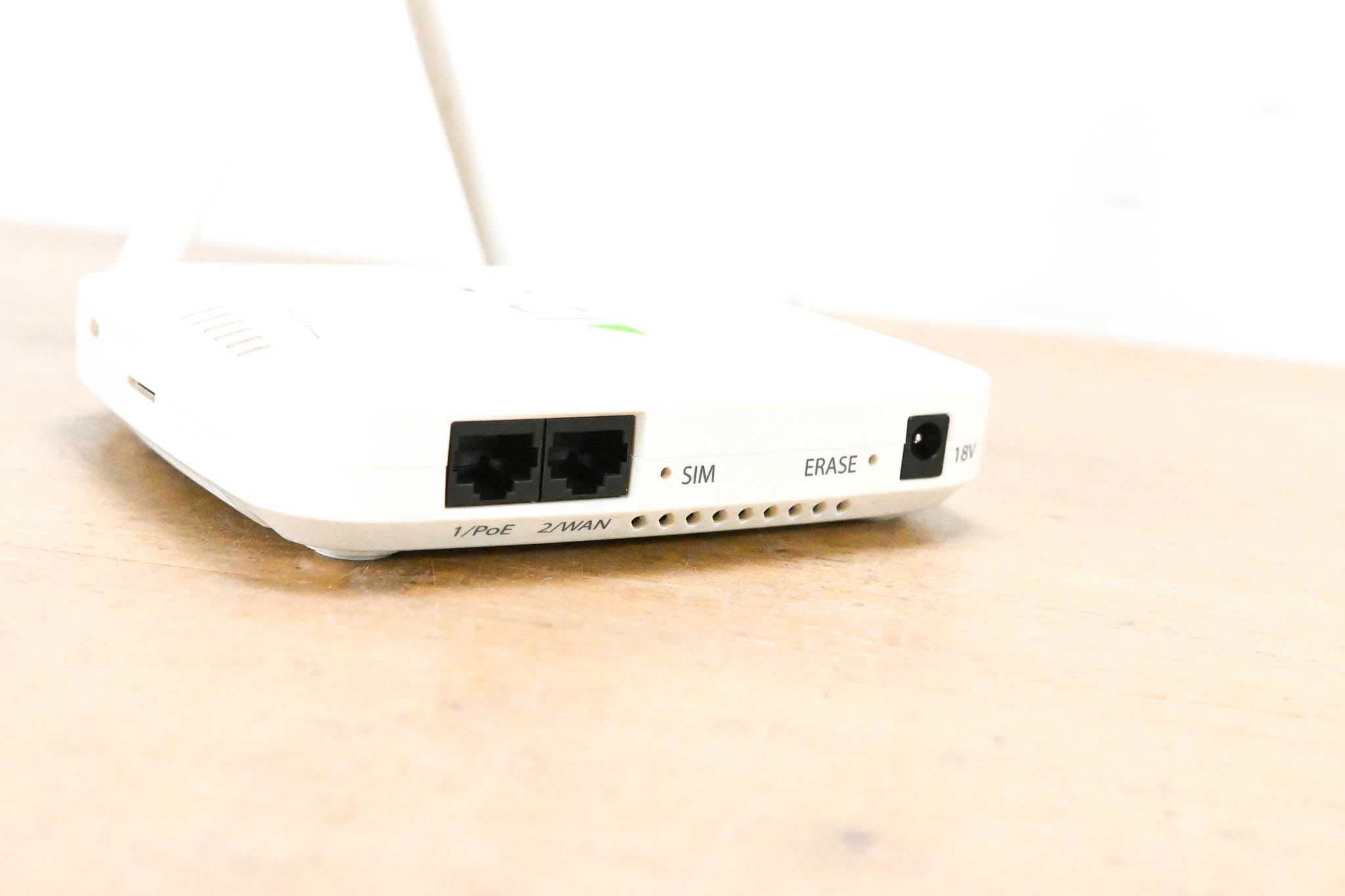 Digi International Digi 6310-DX LTE Cellular Extender (NO POWER SUPPLY)