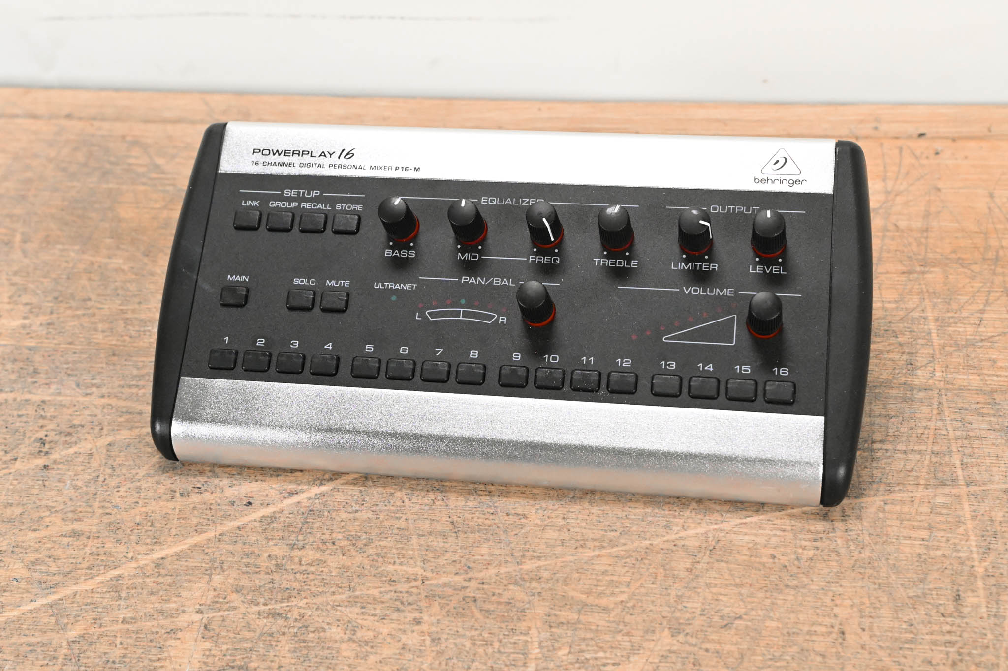 Behringer Powerplay P16-M 16-Channel Digital Personal Mixer