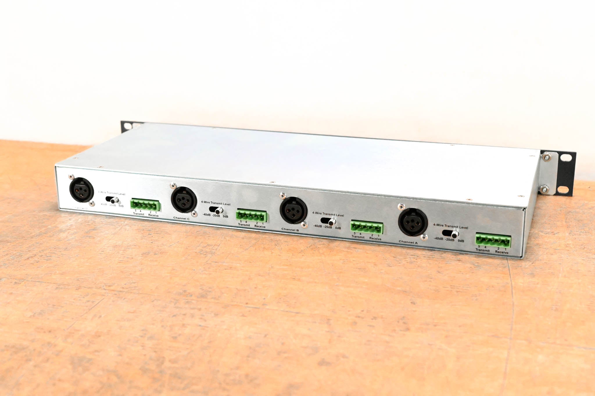 Clear-Com IF4W4 Encore 4-Channel 4-Wire to Partyline Interface