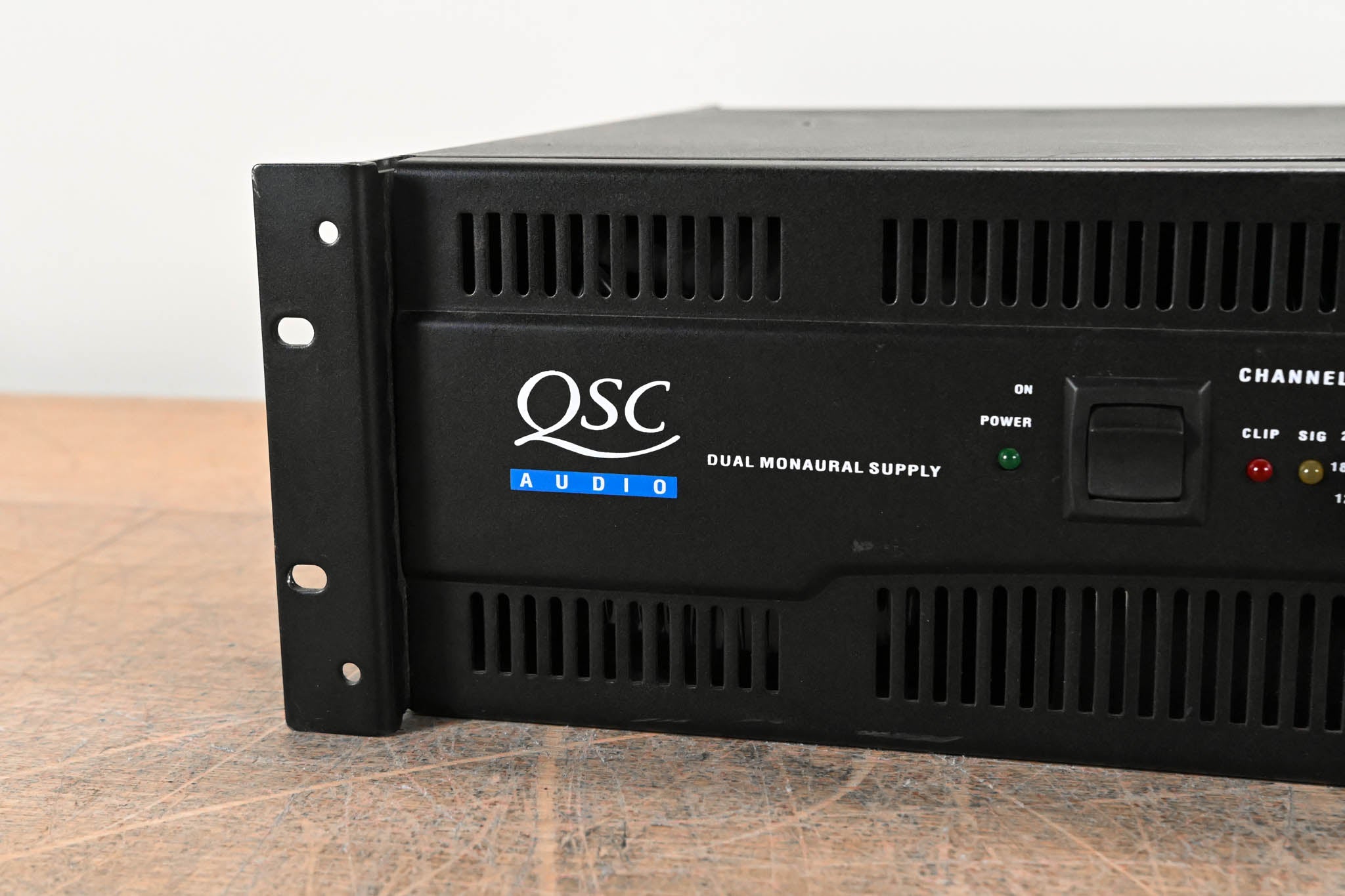 QSC RMX5050 2-Channel Power Amplifier