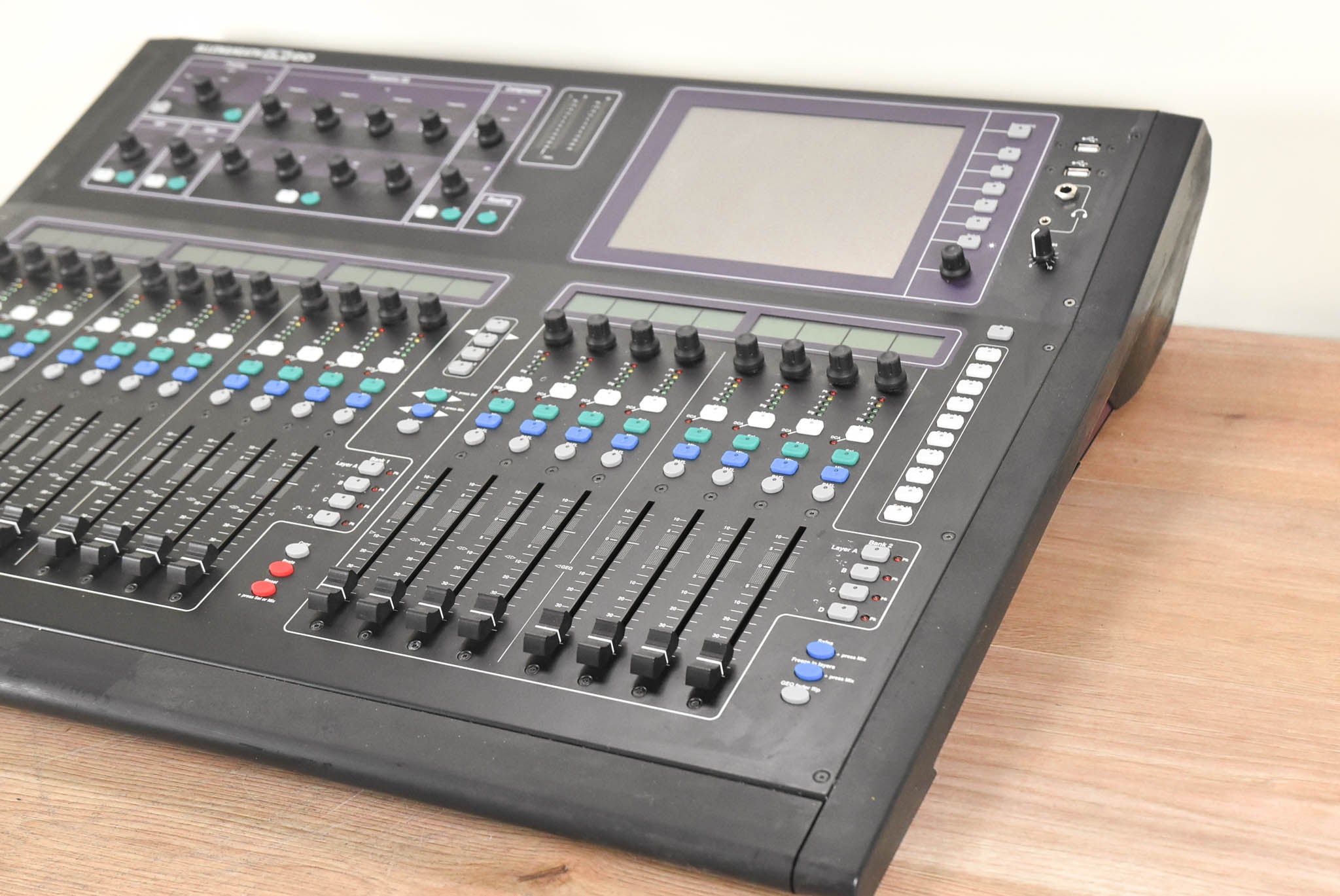 Allen & Heath GLD-80 Digital Audio Mixing Surface