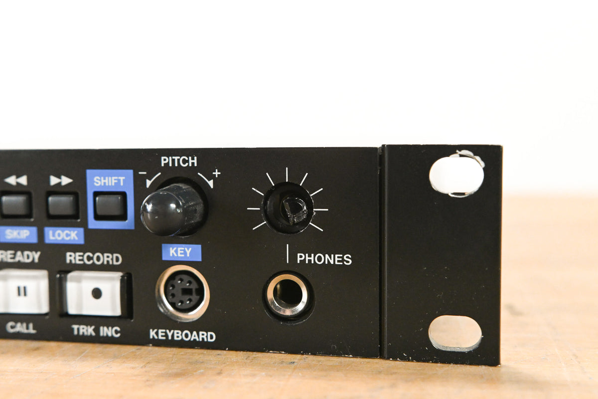 TASCAM SS-R100 Solid State Digital Audio Recorder