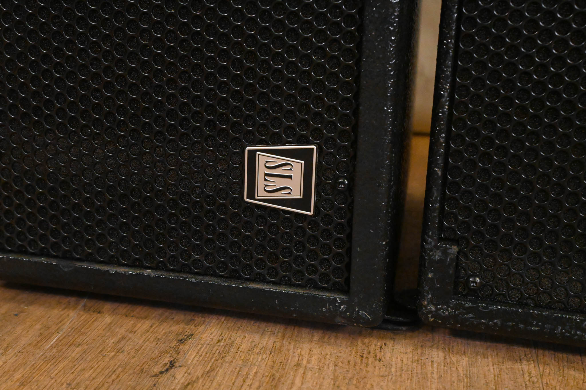 SLS LS8800 Full-Range Line Array Module (PAIR)