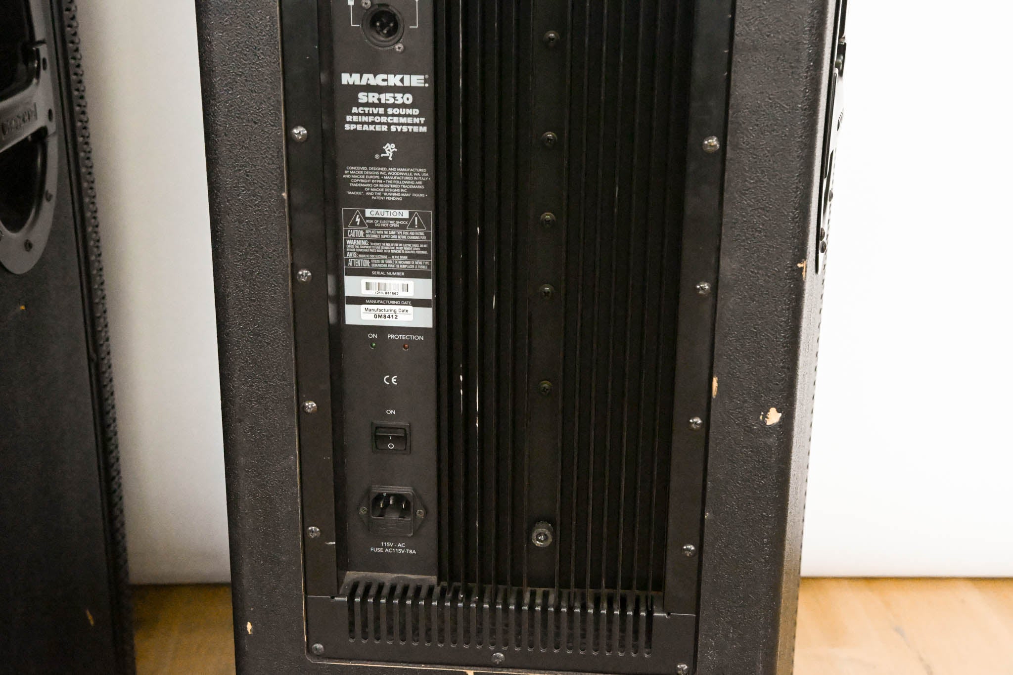 Mackie SR1530 Active 3-Way Sound Reinforcement Speaker (PAIR)