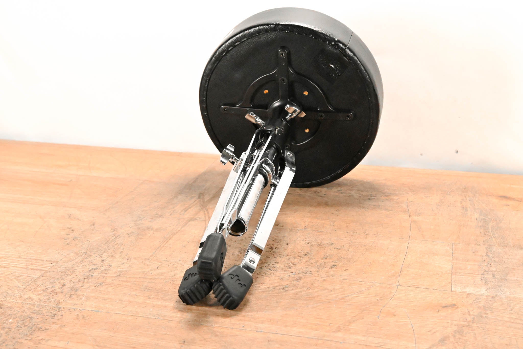 DW DWCP9100M 9000 Series Tripod Round Drum Throne w/Memory Lock