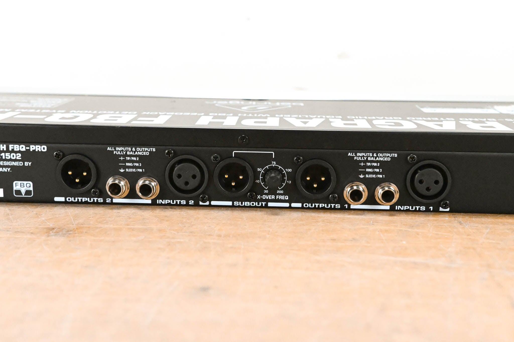 Behringer ULTRAGRAPH PRO FBQ1502 15-Band Stereo Graphic Equalizer