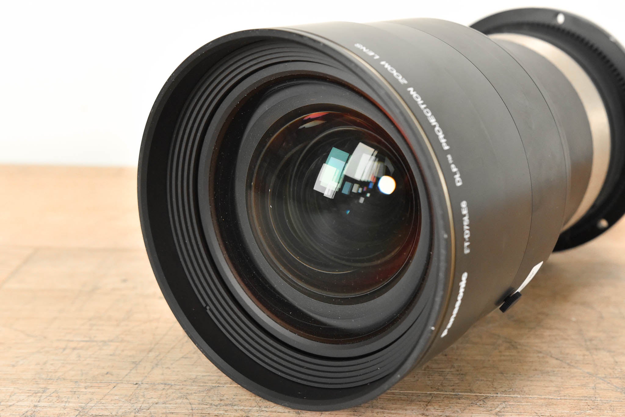 Panasonic ET-D75LE6 3-Chip DLP Projector Zoom Lens