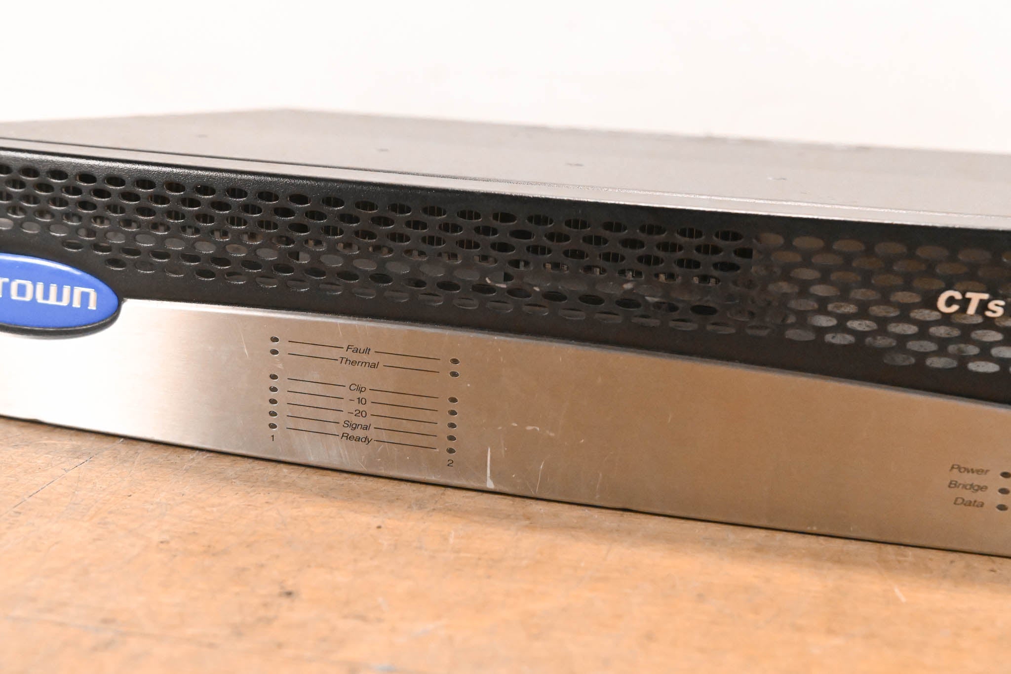 Crown CTs 2000 2-Channel 1000W Power Amplifier