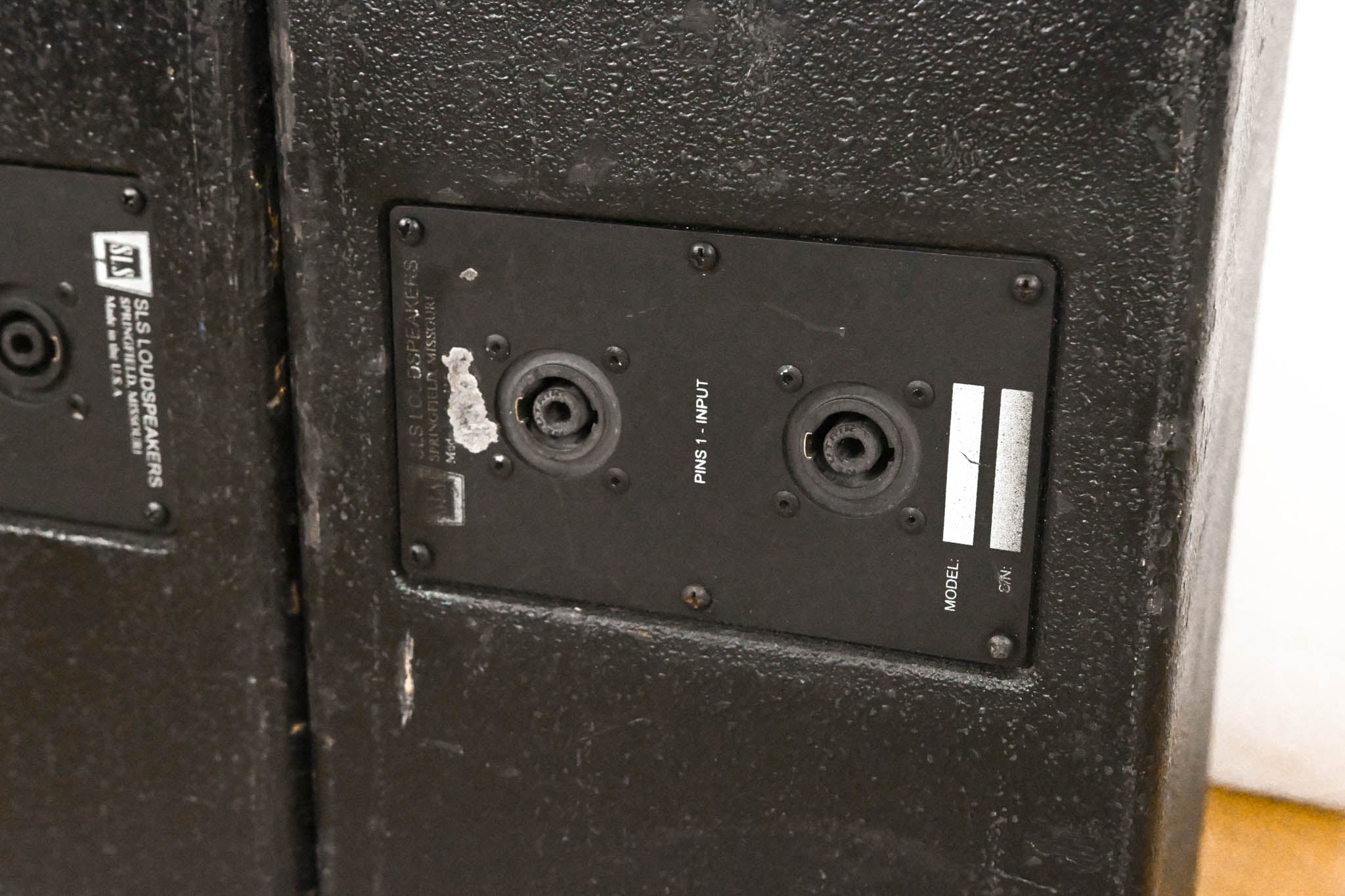SLS FF2605 Front Fill Loudspeaker (PAIR)