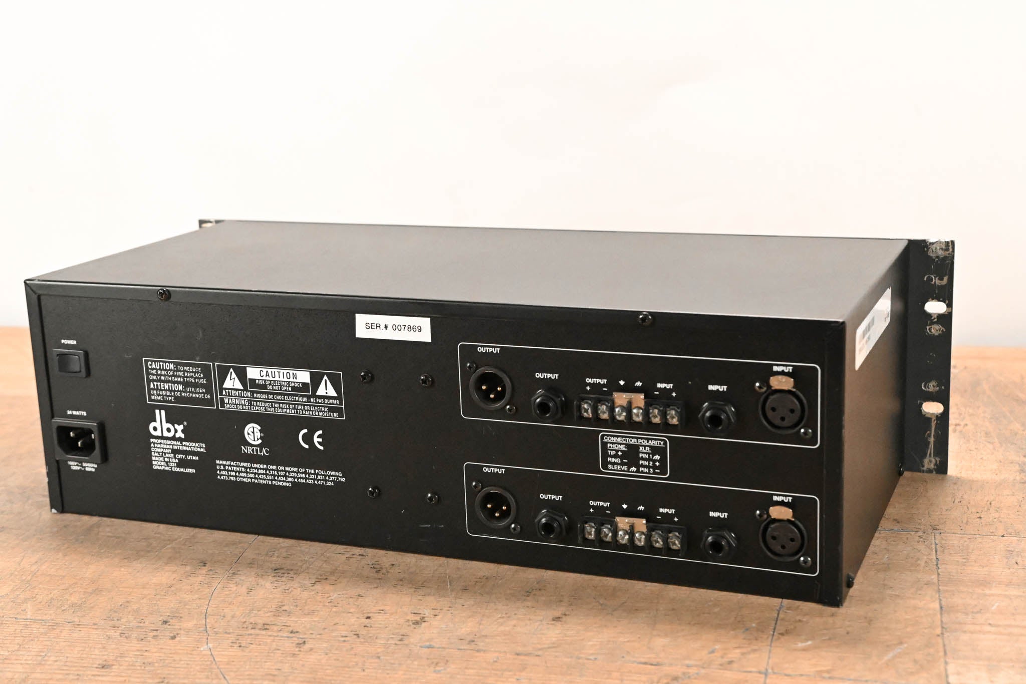 dbx 1231 Dual-Channel 31-Band Graphic Equalizer