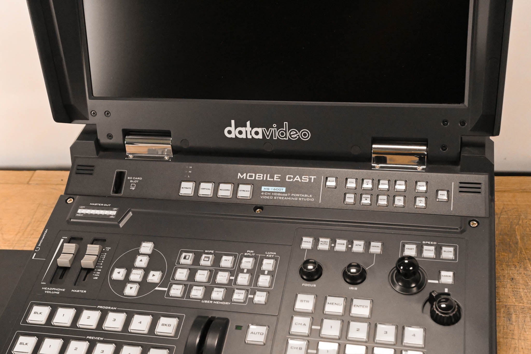 Datavideo HS-1600T MARK II 4-Channel HD Portable Streaming Studio