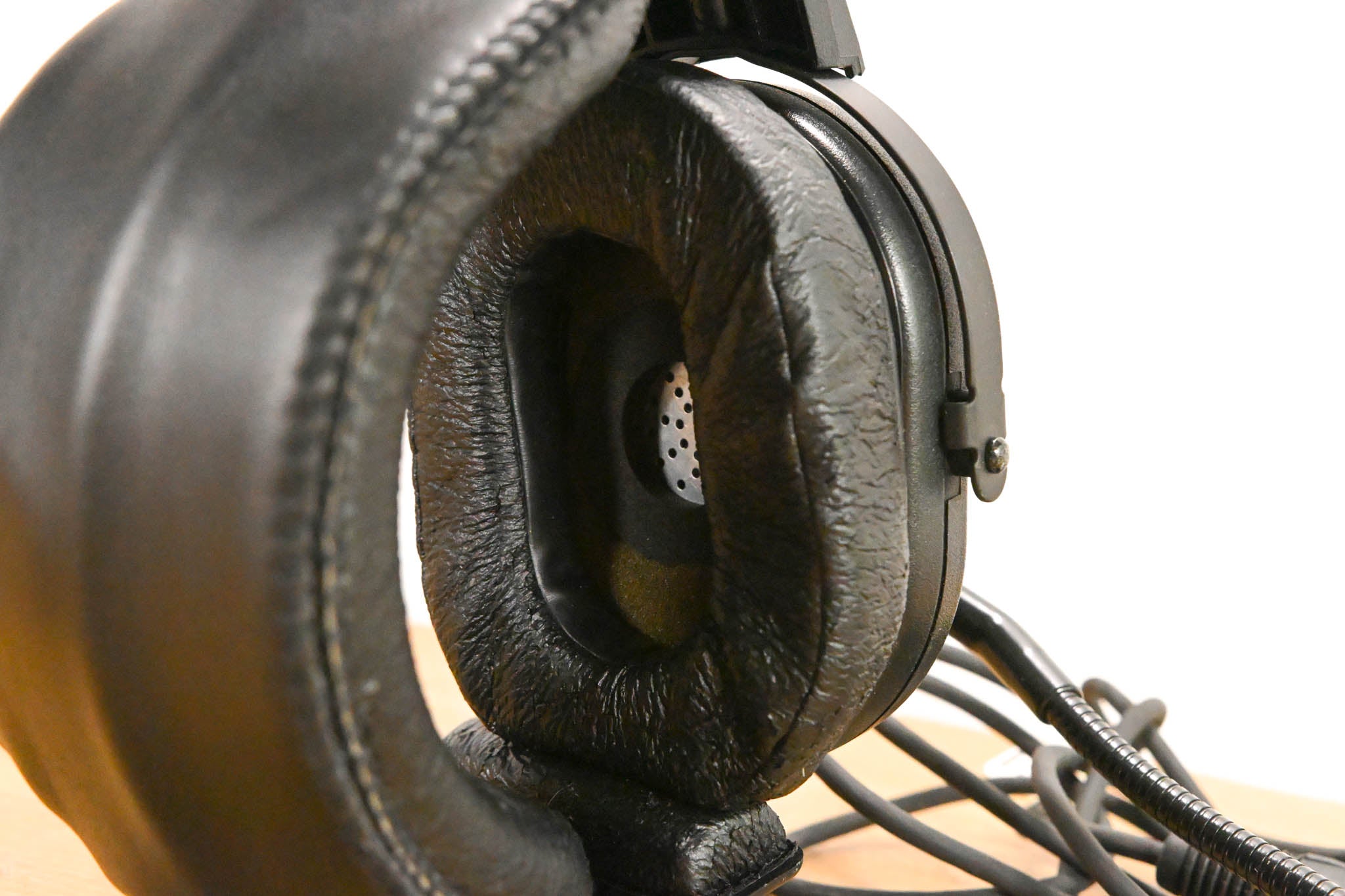 Telex HR-1 Single-Sided Headset with Flexible Dynamic Boom Mic