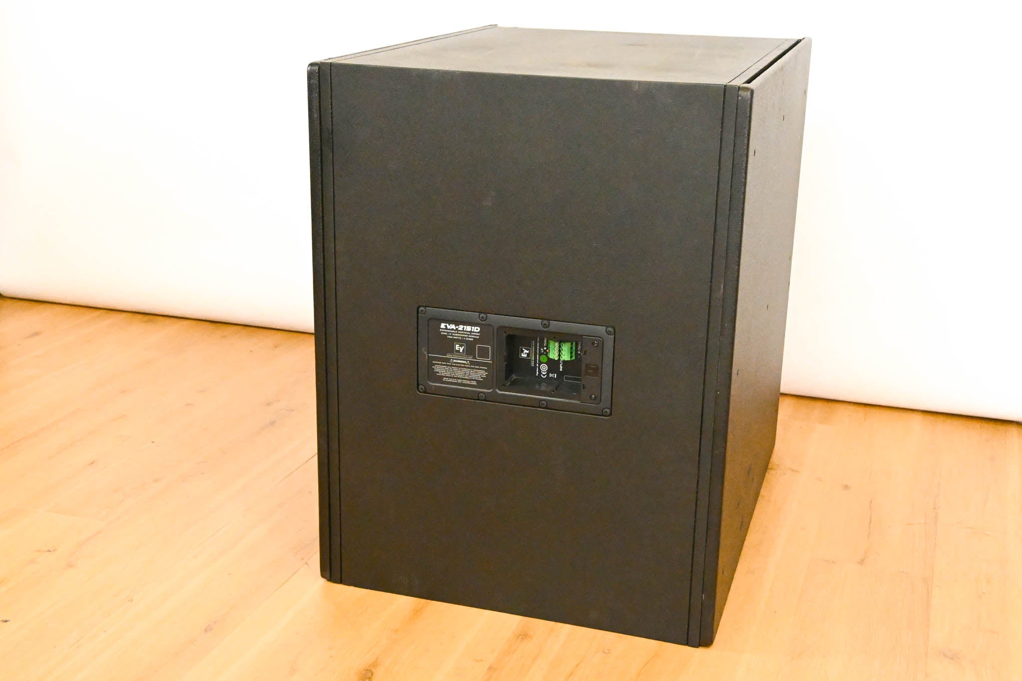 Electro-Voice (EV) EVA-2151D Dual 15" Passive Line Array Subwoofer