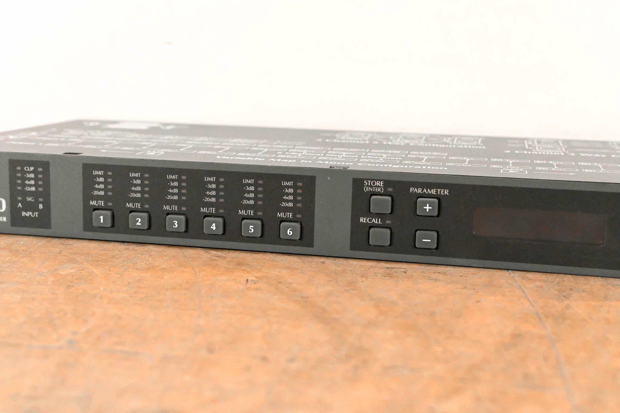JBL DSC260 Digital System Controller