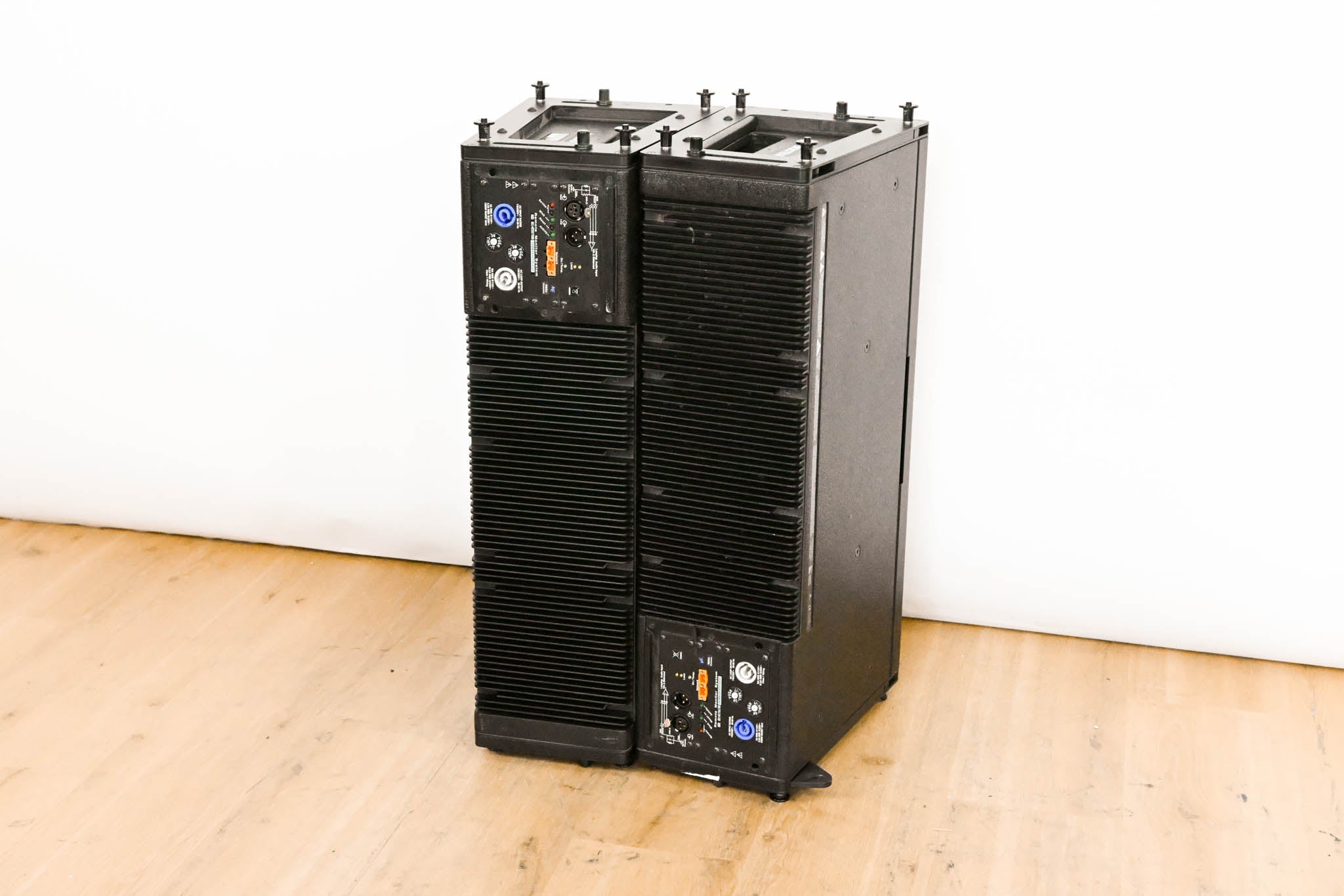 Meyer Sound M'elodie High-Power Curvilinear Array Loudspeaker (PAIR)