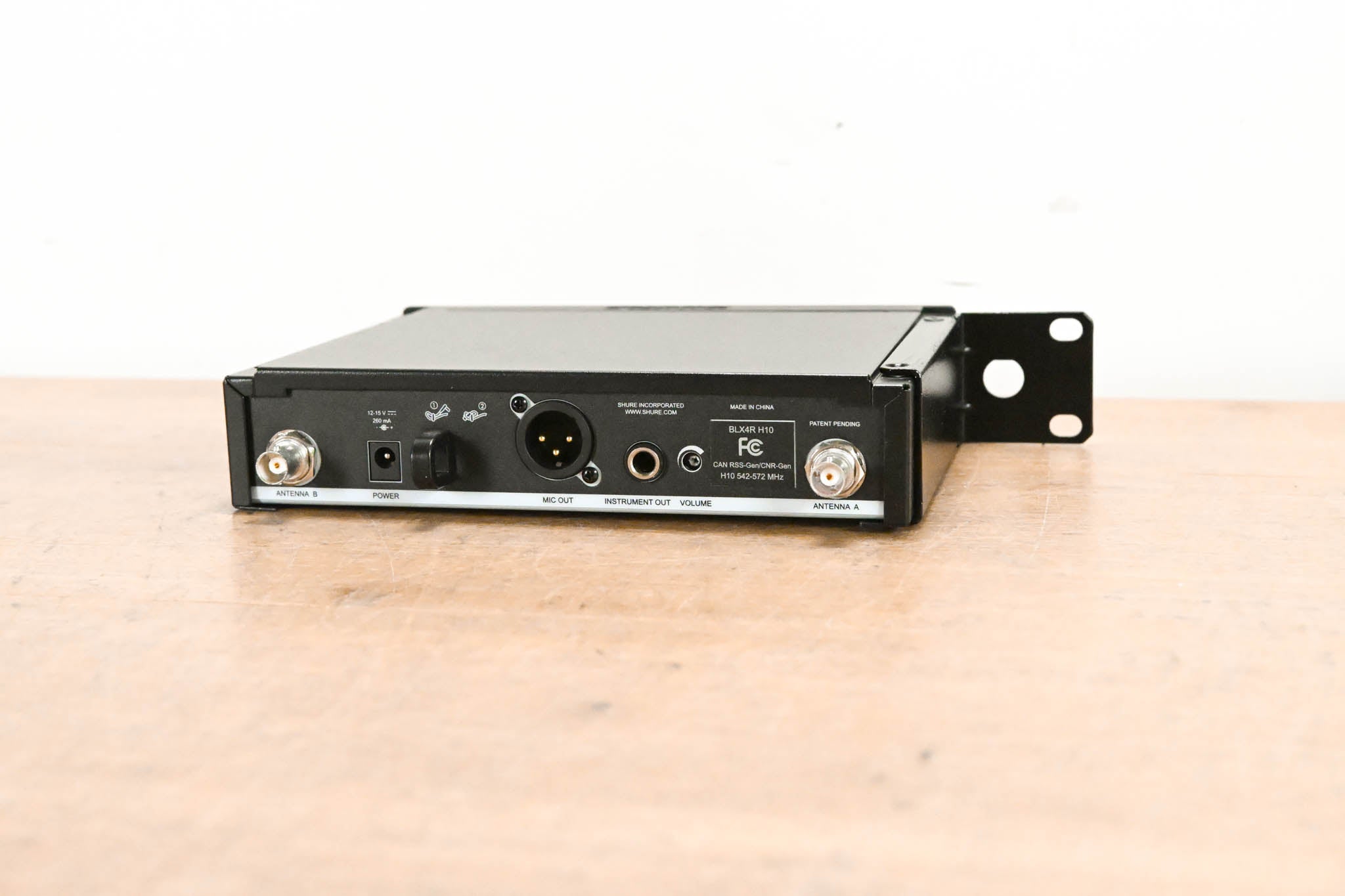 Shure BLX24R/B58 Handheld Wireless System - H10 Band (NO POWER SUPPLY)