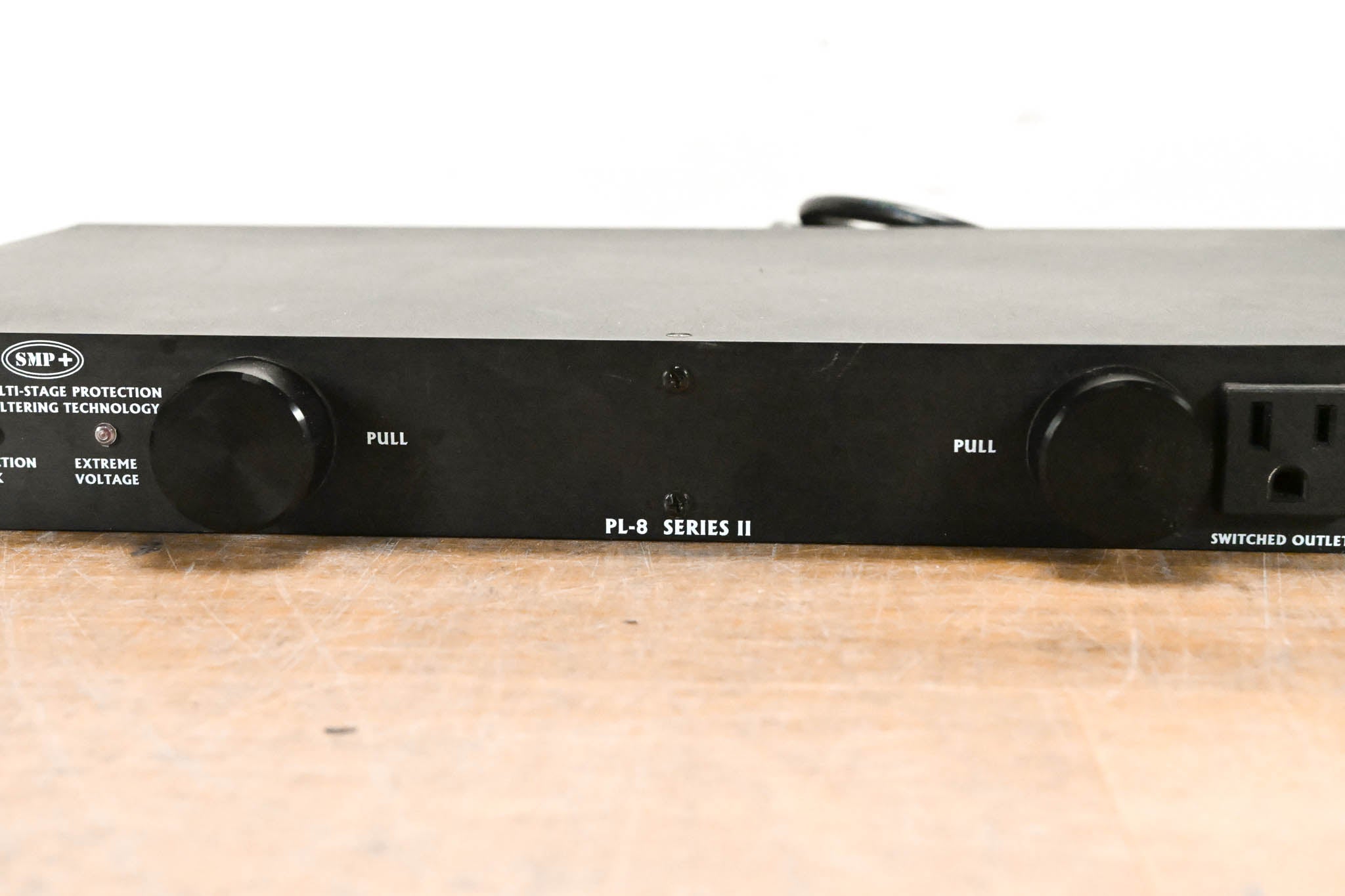 Furman PL-8 Series II 8-Outlet Rackmount Power Conditioner