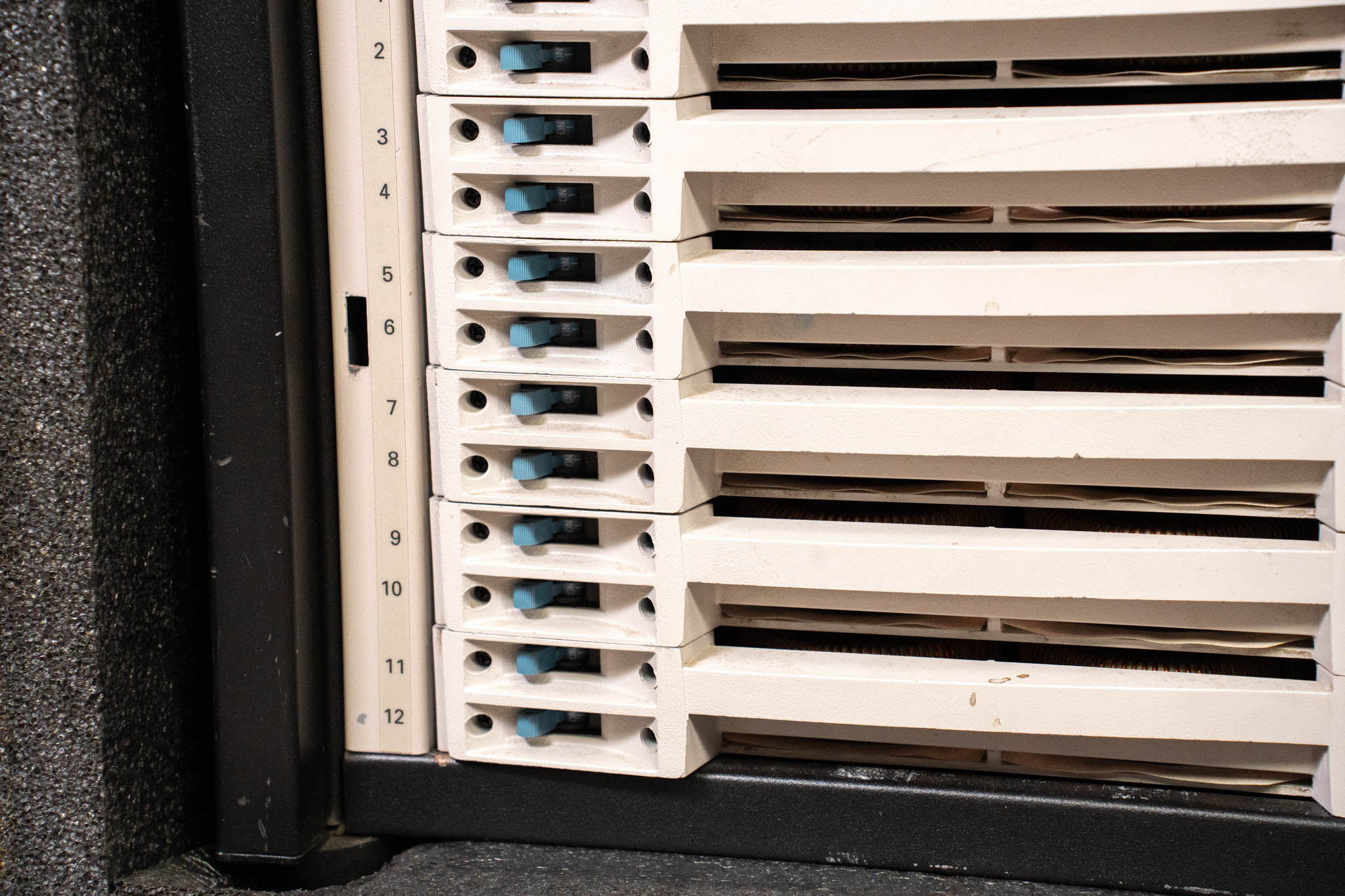 ETC SP-1220V Sensor+ Dimmer Rack with Stage Pin & Veam Out, in Road Case