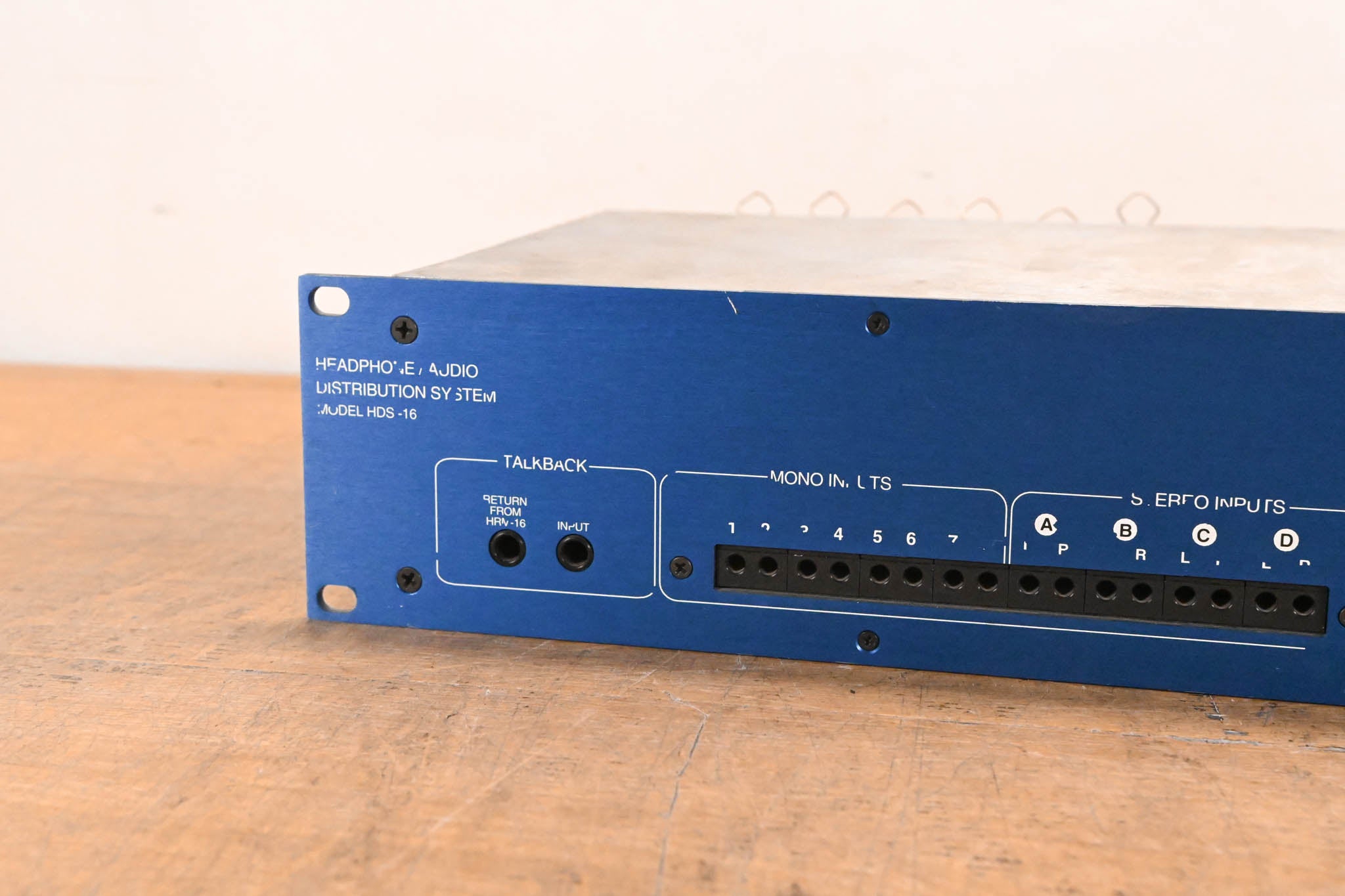 Furman HDS-16 Headphone Distribution Unit
