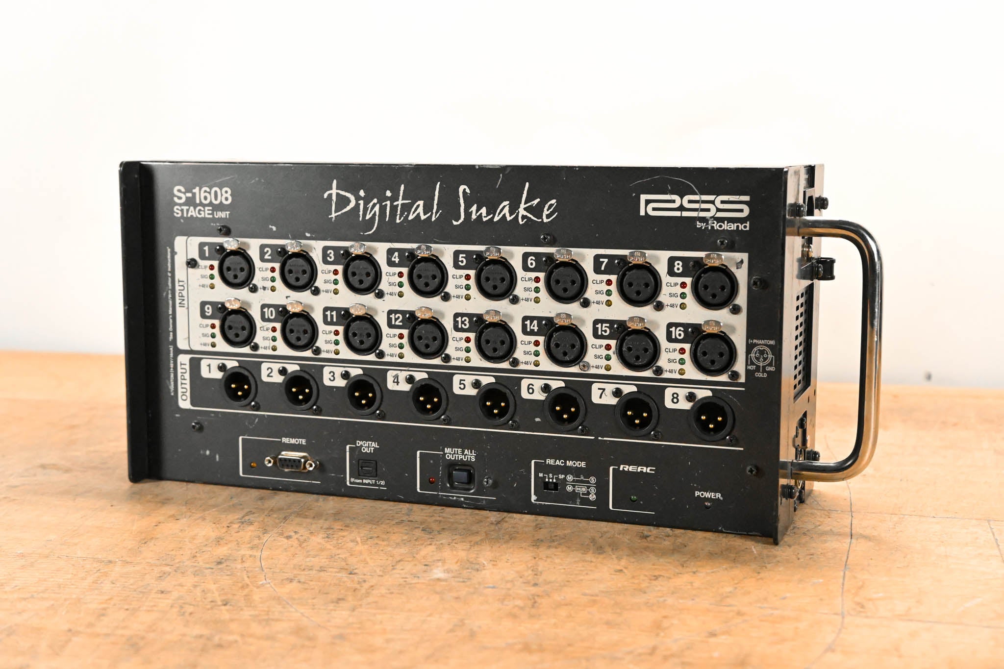 Roland S-1608 16 x 8 Stage Unit