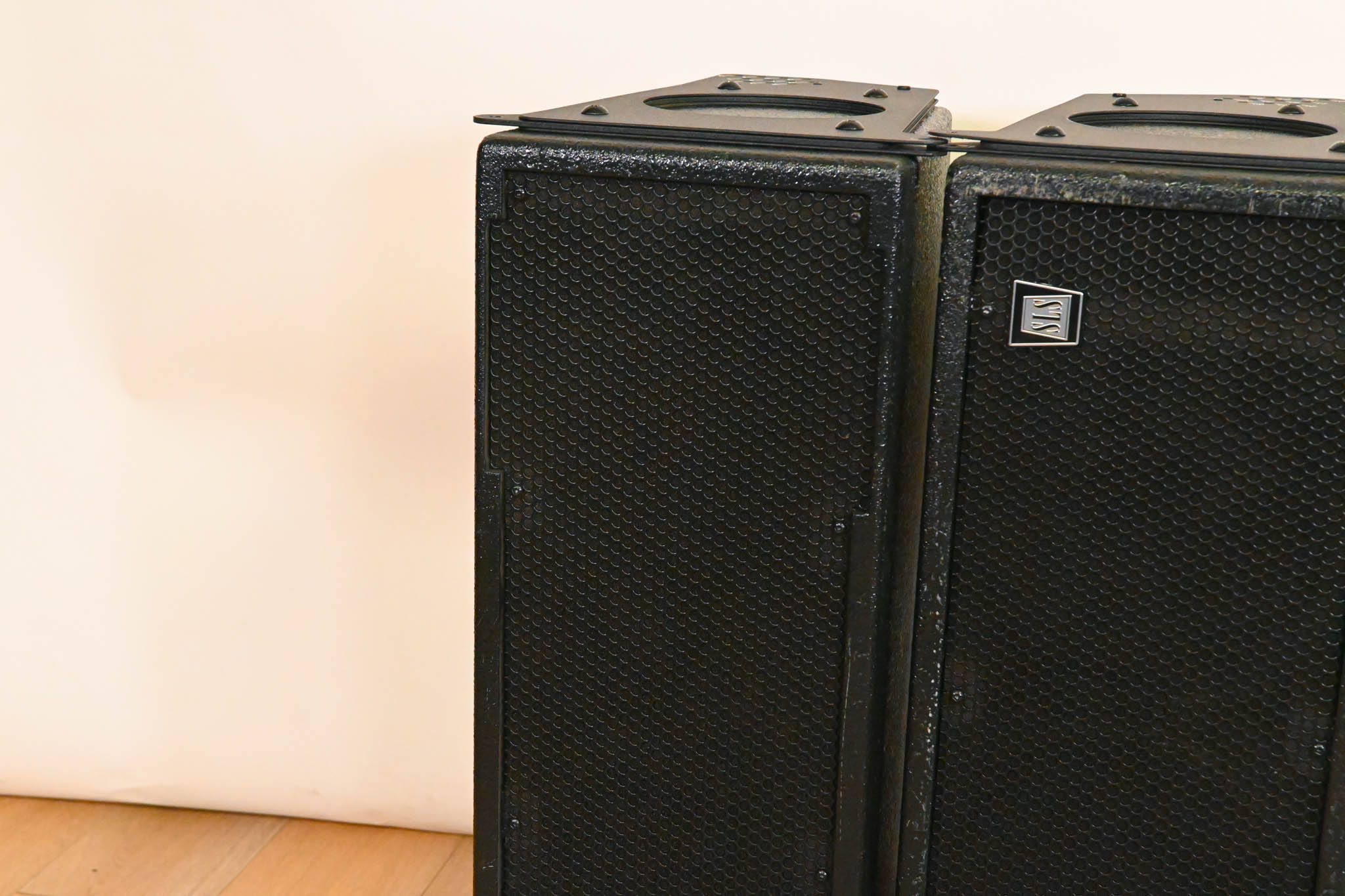 SLS LS8800 Full-Range Line Array Module (PAIR)
