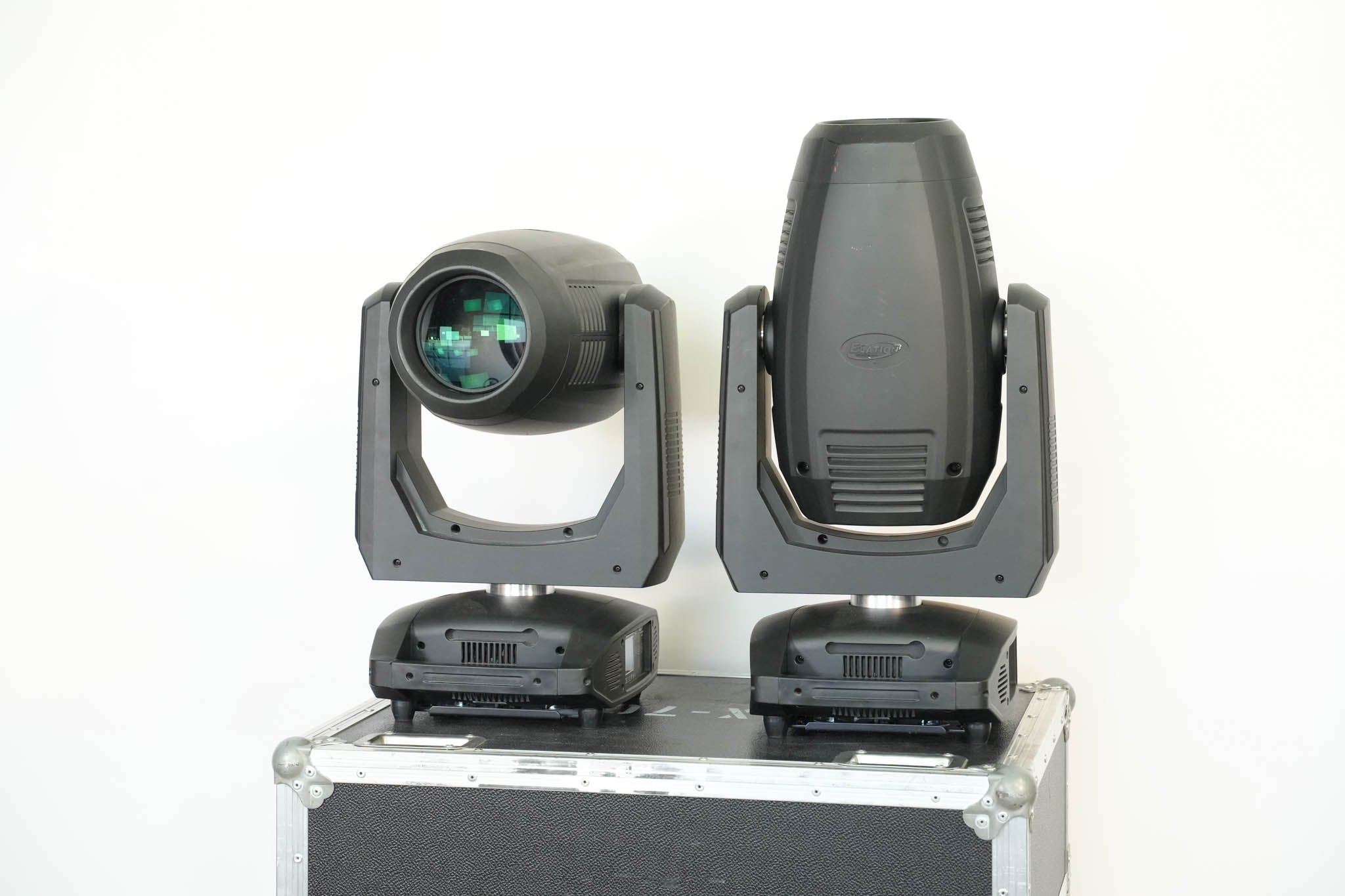 Elation Platinum HFX Hybrid 3-in-1 Moving Head Light Pair w/ Flight Case