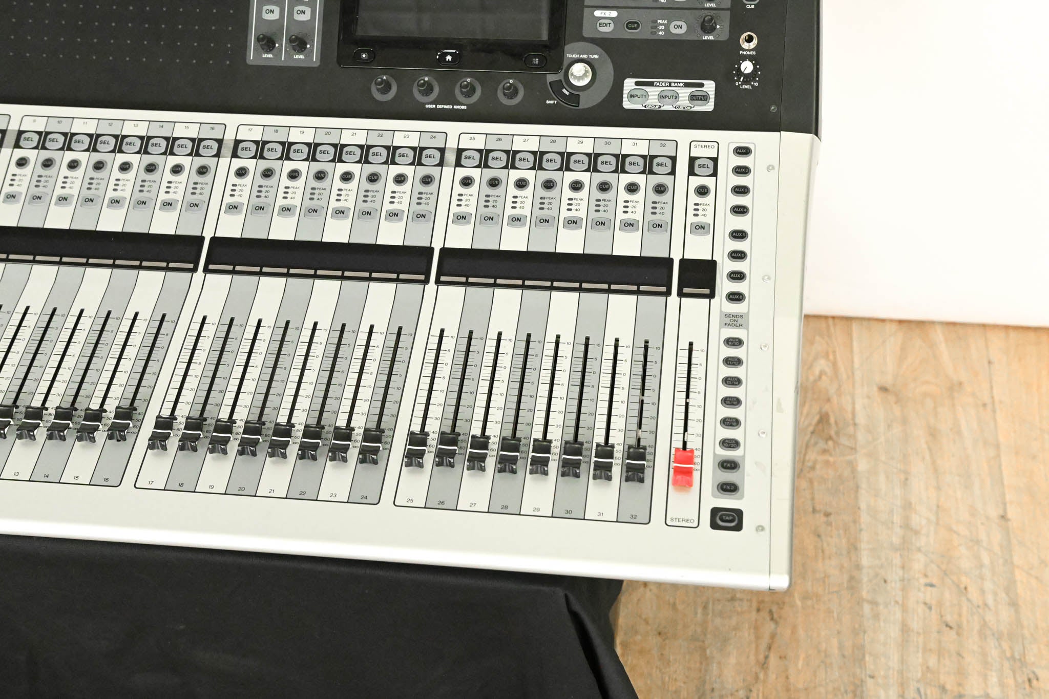 Yamaha TF5 32-Input Digital Mixing Console