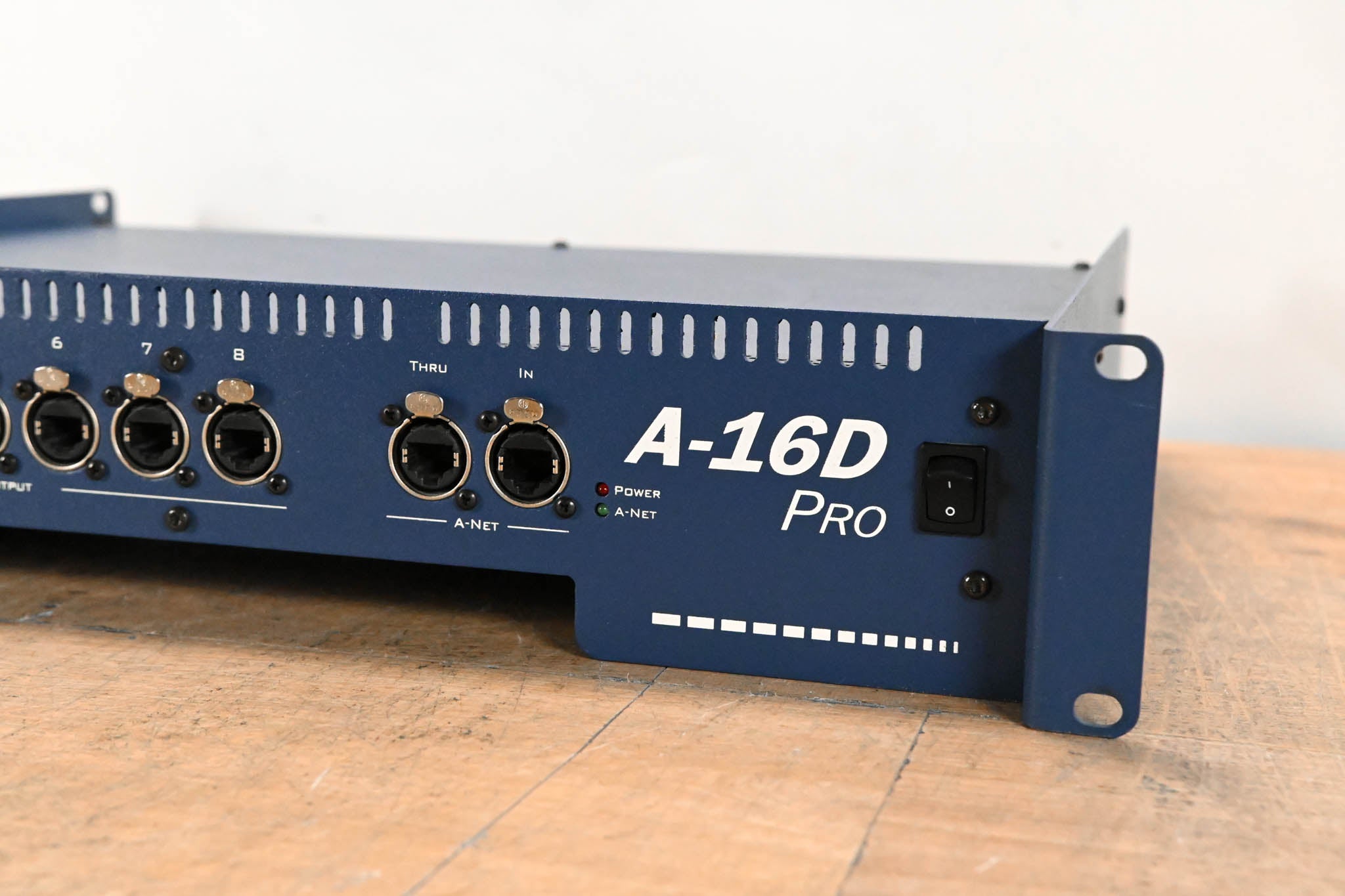 Aviom A-16D Pro A-Net Distributor