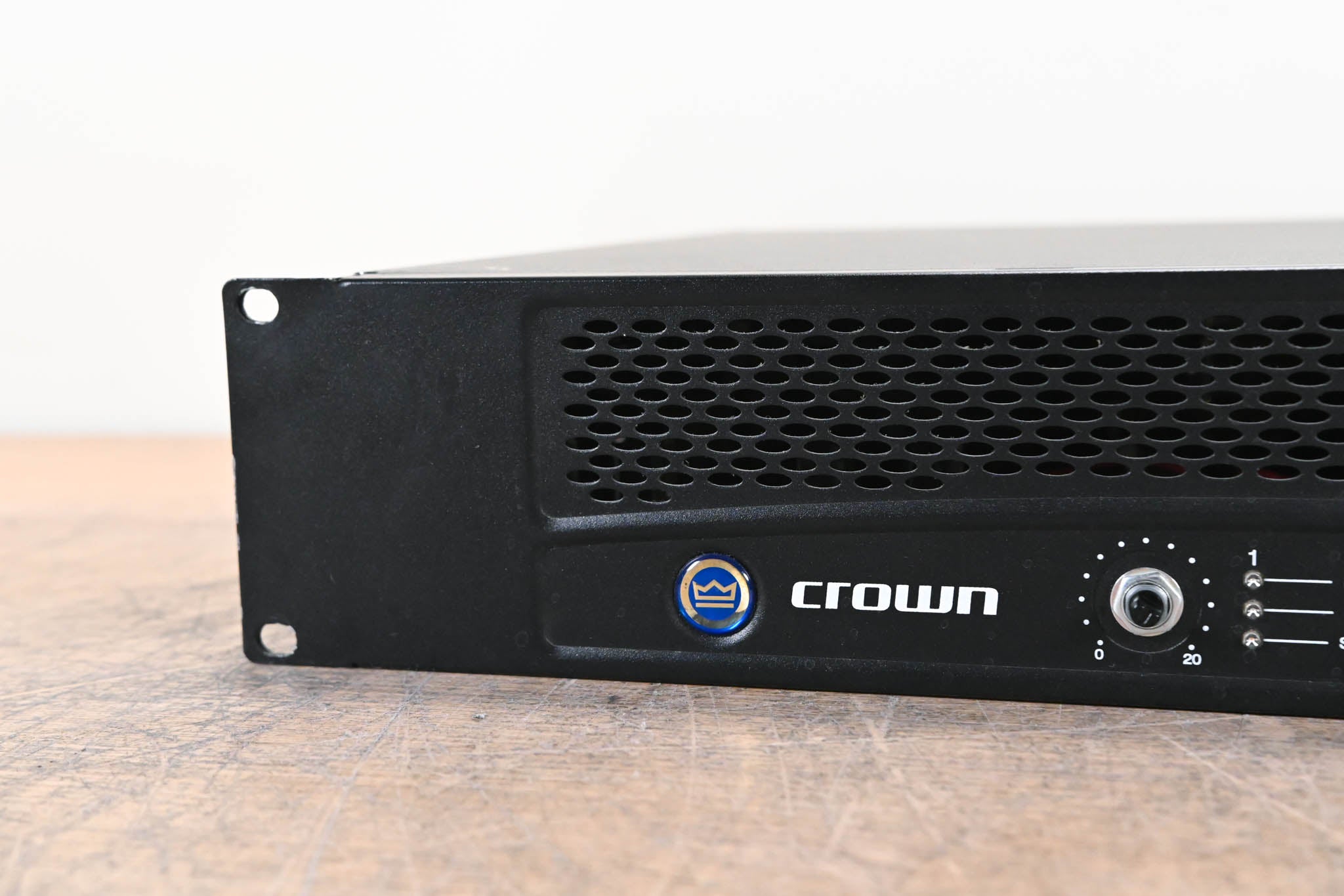 Crown XLS 202 2-Channel Power Amplifier