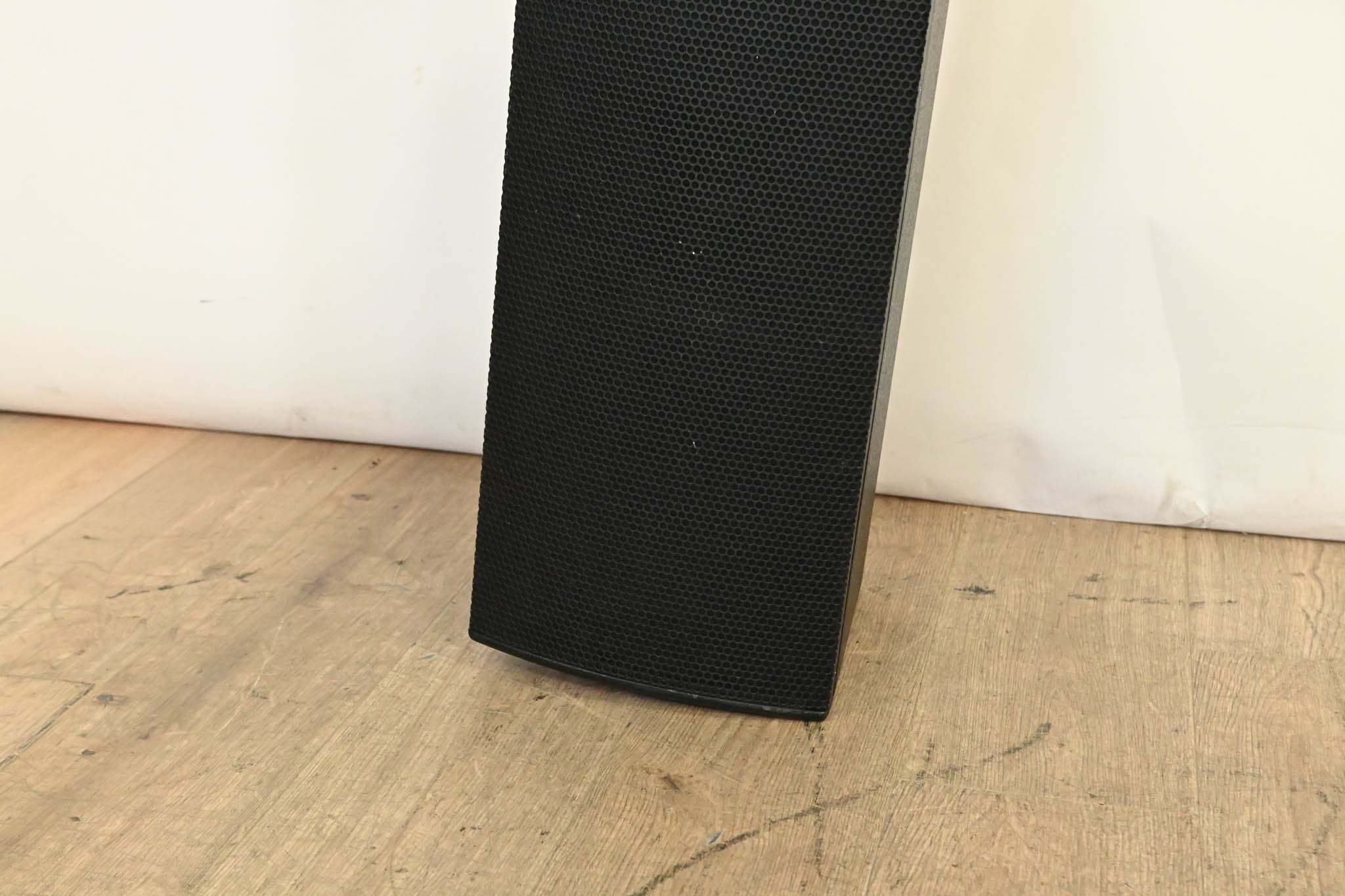 Electro-Voice (EV) EVU-2082/95 Ultracompact 2‑Way Loudspeaker