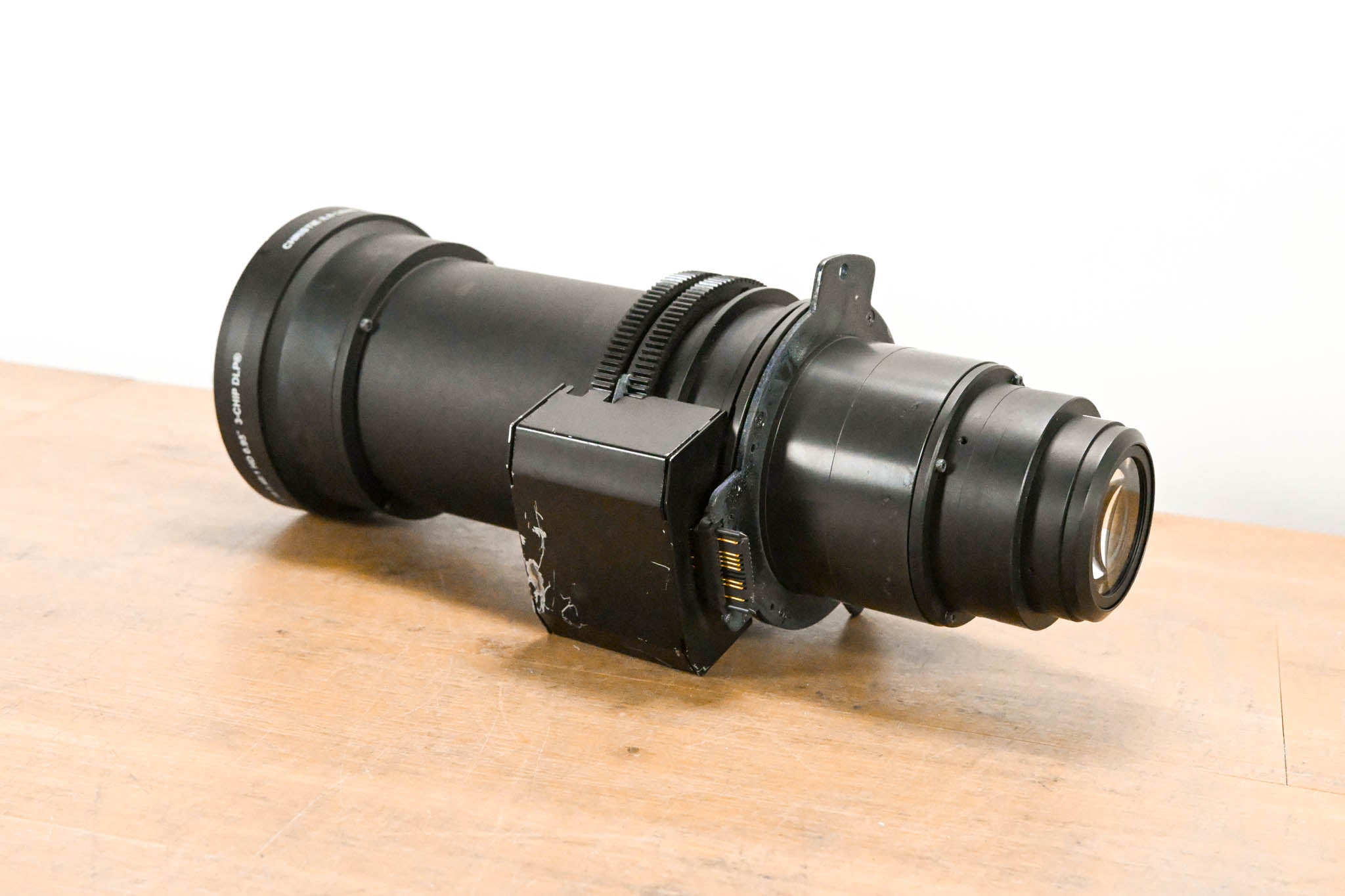 Christie ILS LENS 1.25-1.6:1 SX+/1.16-1.49:1 HD 0.95 3-Chip DLP Lens
