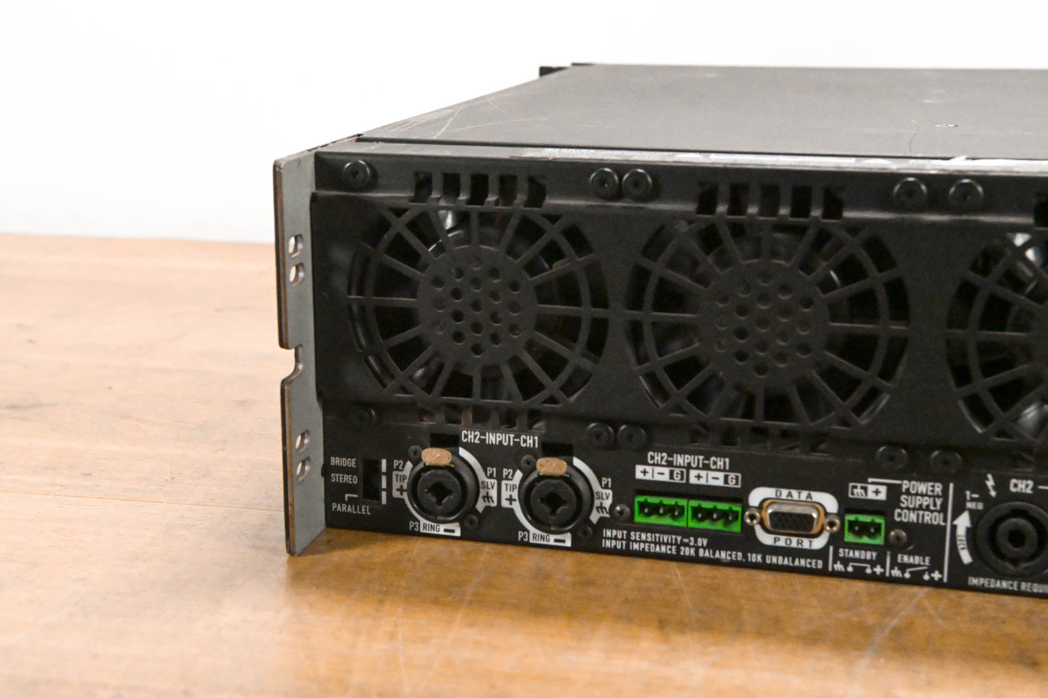 QSC PowerLight 6.0 PFC Power Factor Corrected 2-Channel Power Amplifier