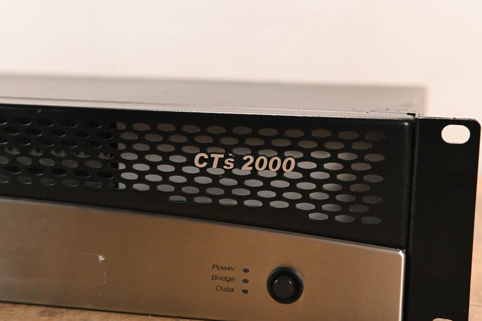 Crown CTs 2000 2-Channel 1000W Power Amplifier